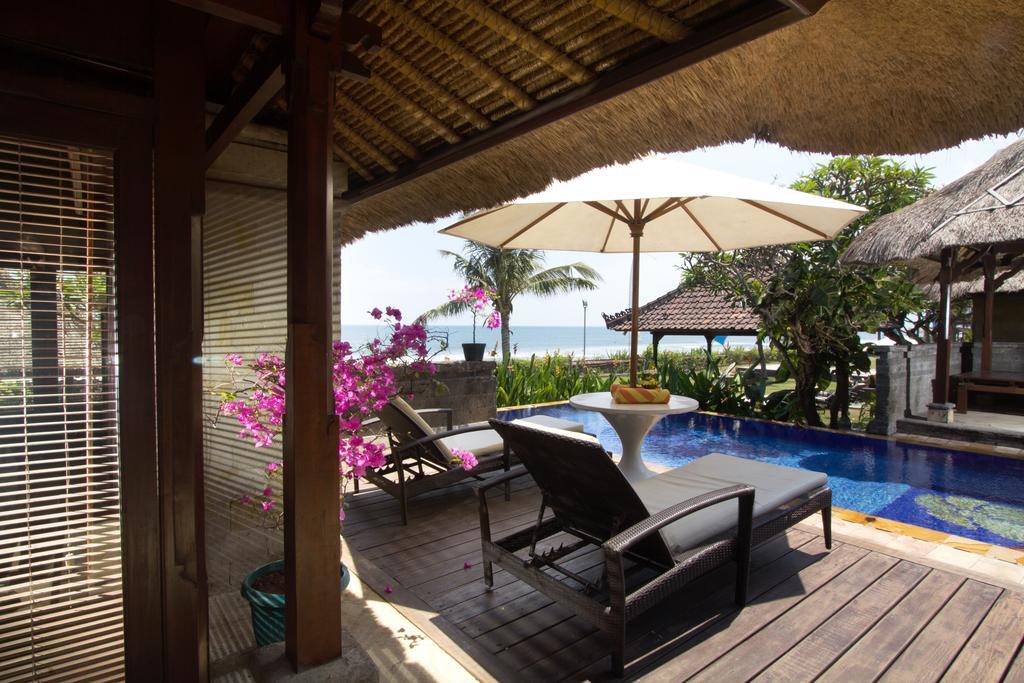 Sani One-Bedroom Villa with Private Pool and Bathtub