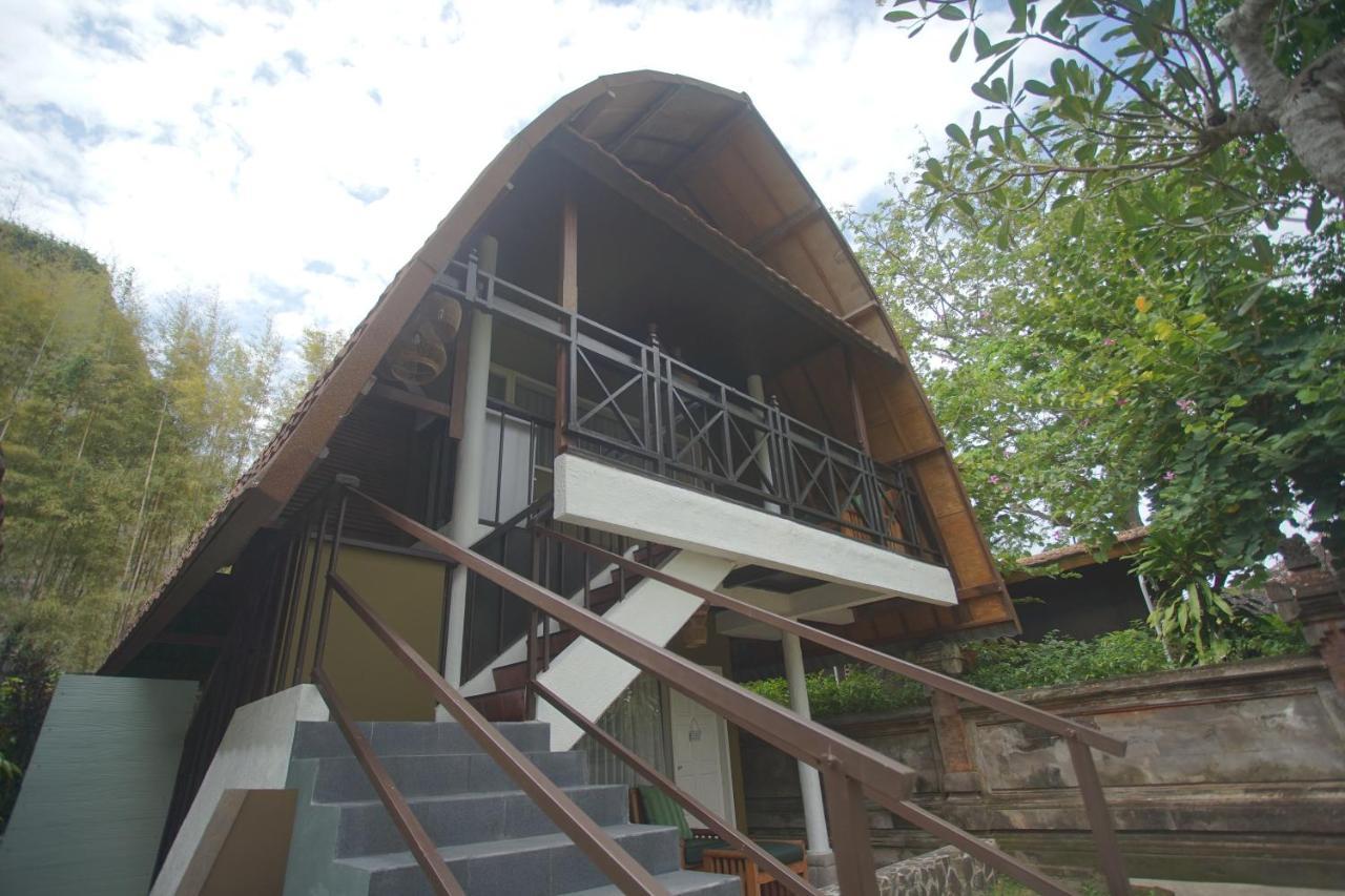 Two-Bedroom Cottage,1245150448:JPEG