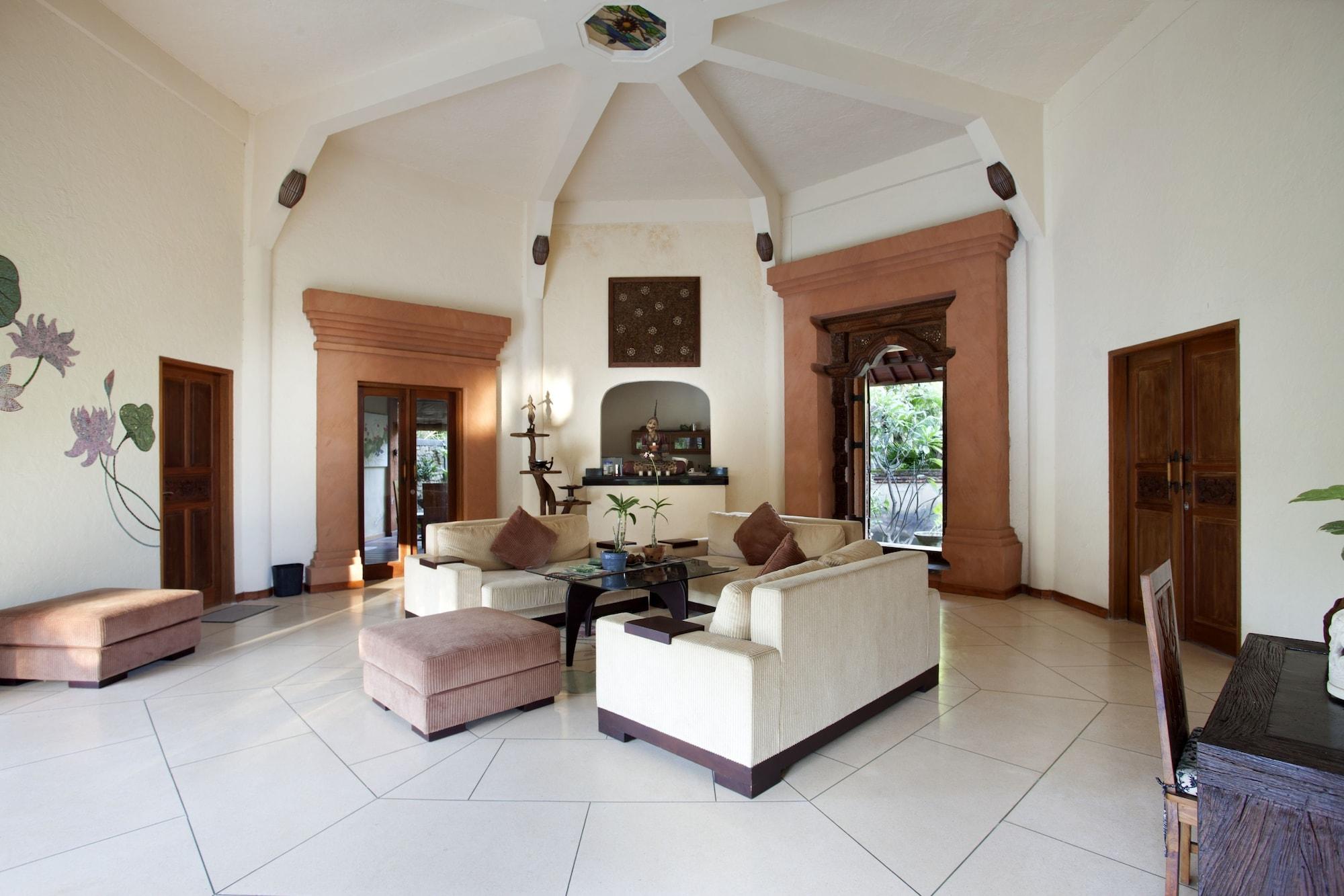Lotus Suite