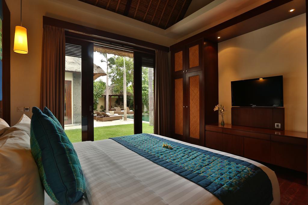 Three-Bedroom Villa Private Pool