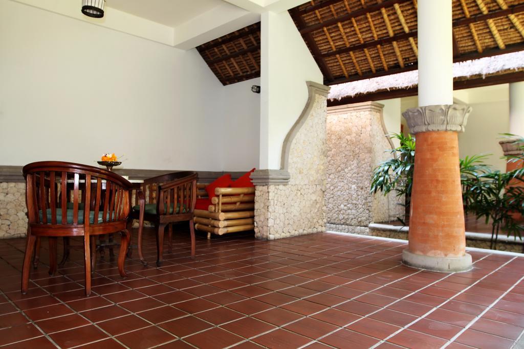 Kamar Deluxe Double atau Twin dengan Akses Kolam Renang