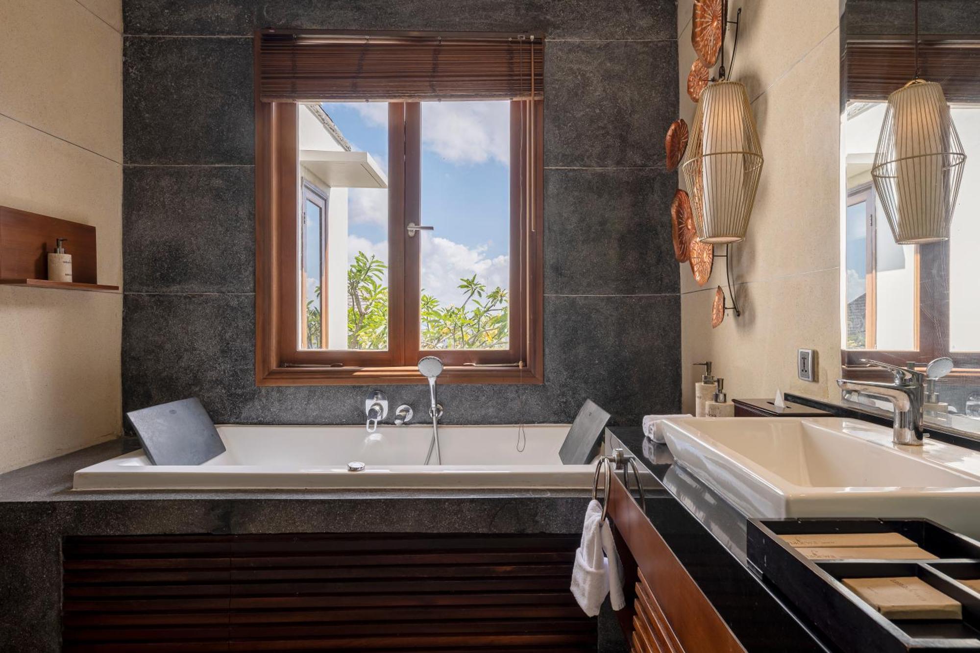 Sleep Staycation One-Bedroom Villa Private Pool Hot tub,1587515048:JPEG