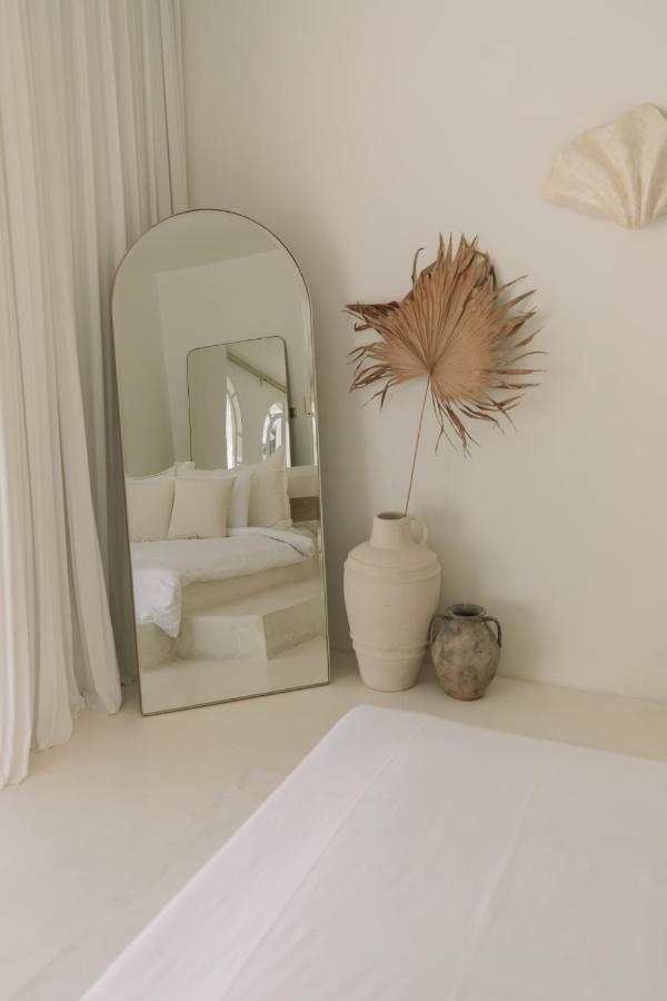 Poolside Suite Room 2