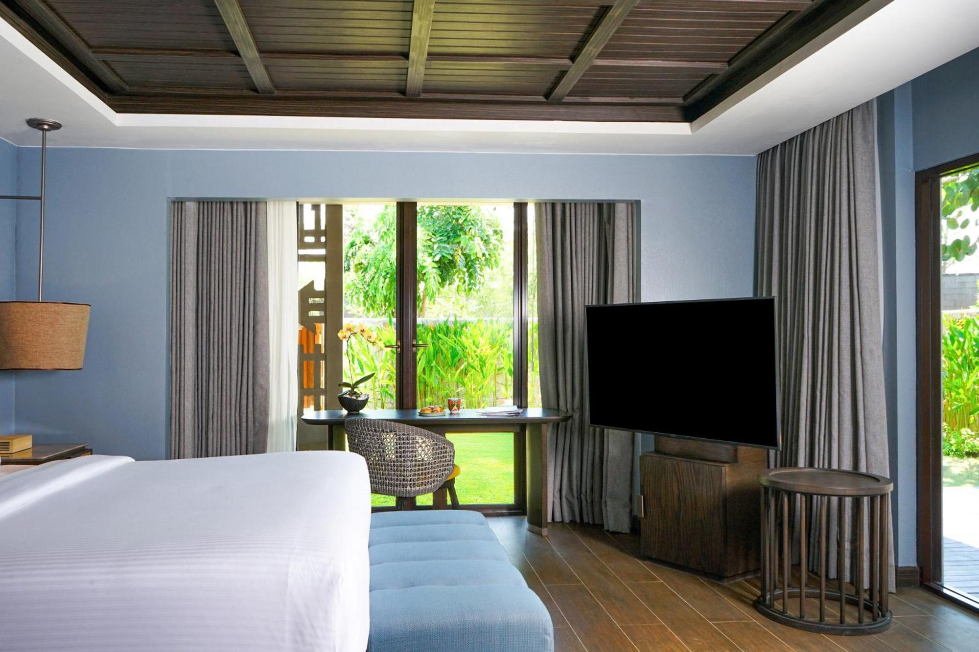 Garden Suite Courtyard Plunge Pool