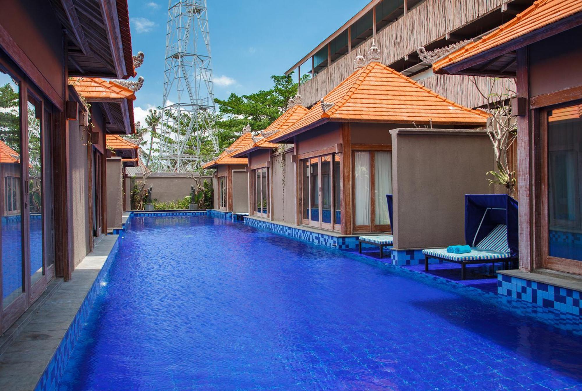 Lagoon Villa