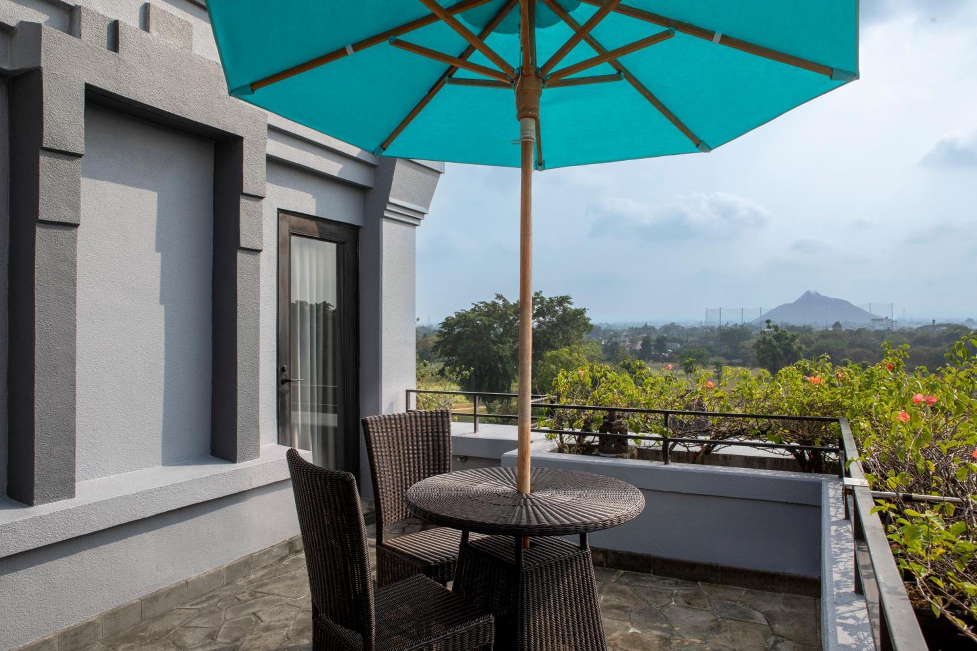 Deluxe King Room Balcony or Terrace