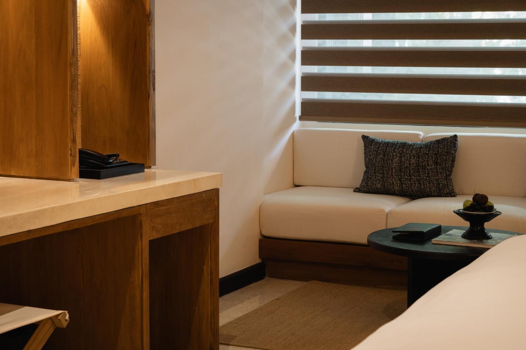 Sadara Signature Room