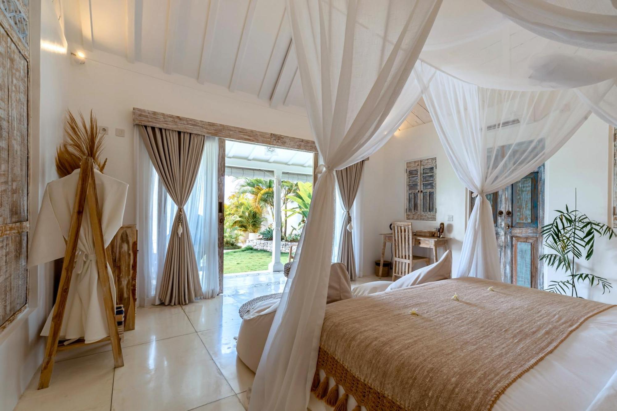 Junior Suite Pool View