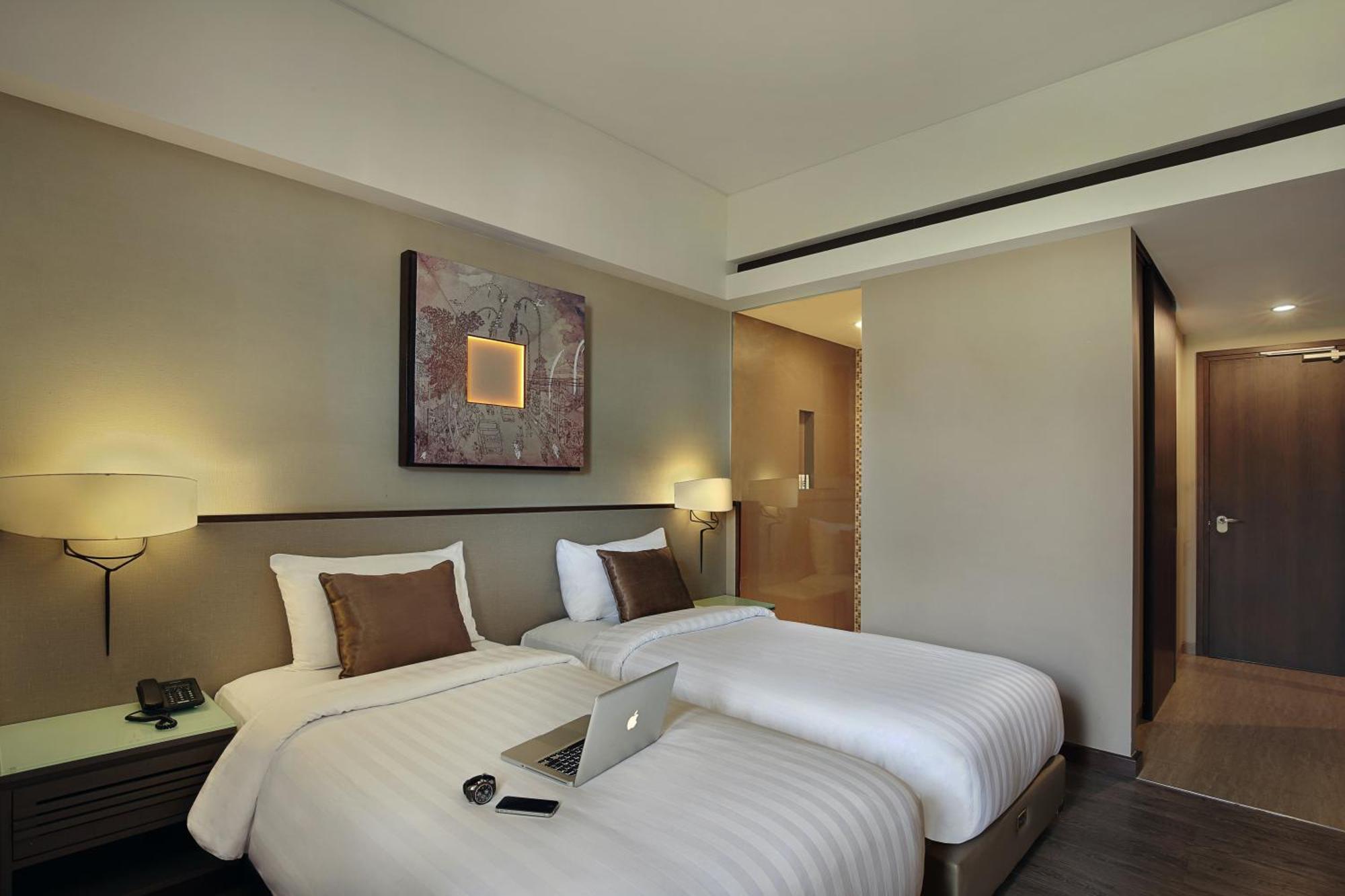 Deluxe Twin Room Balcony