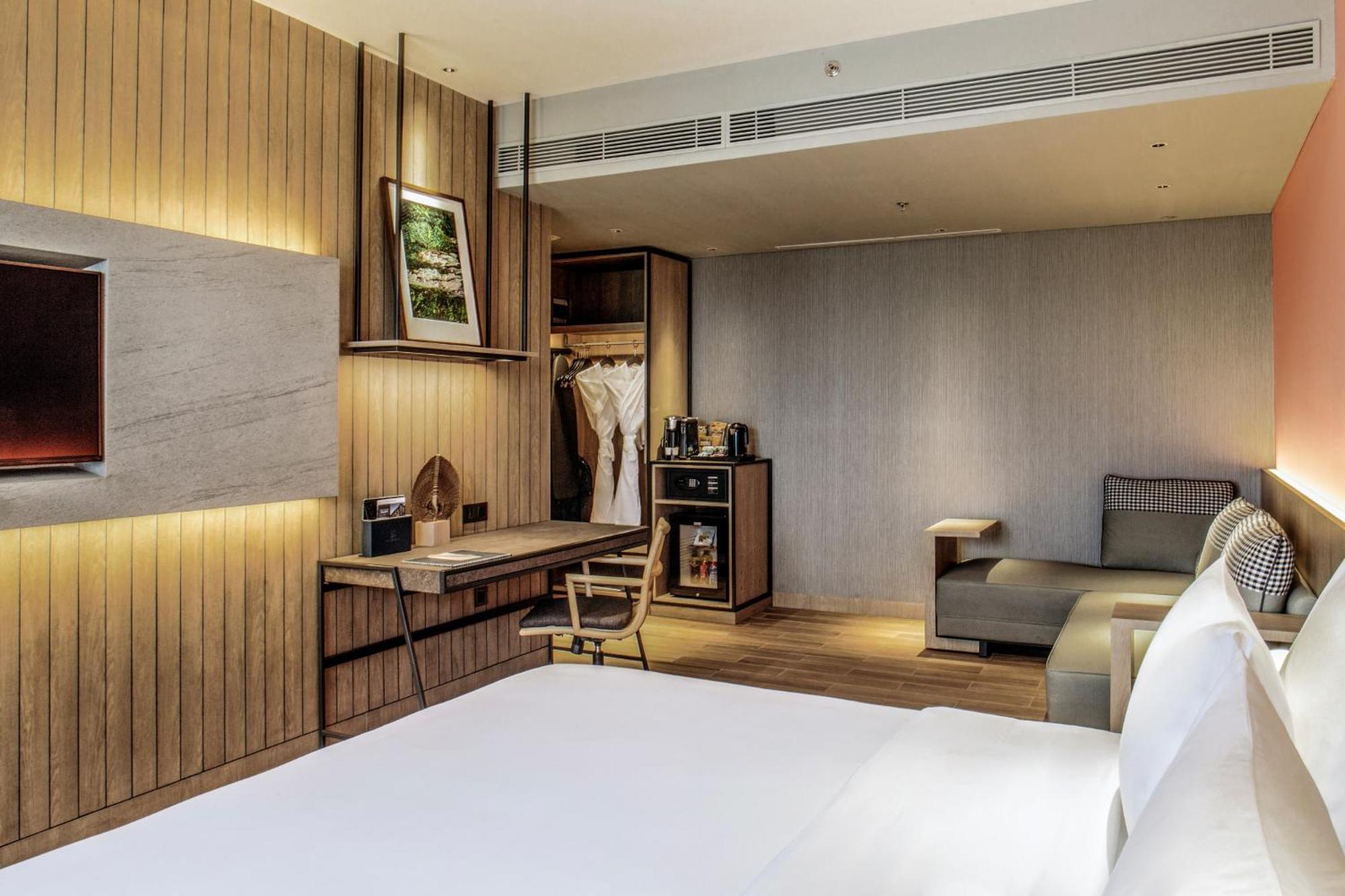 The Garden Suite