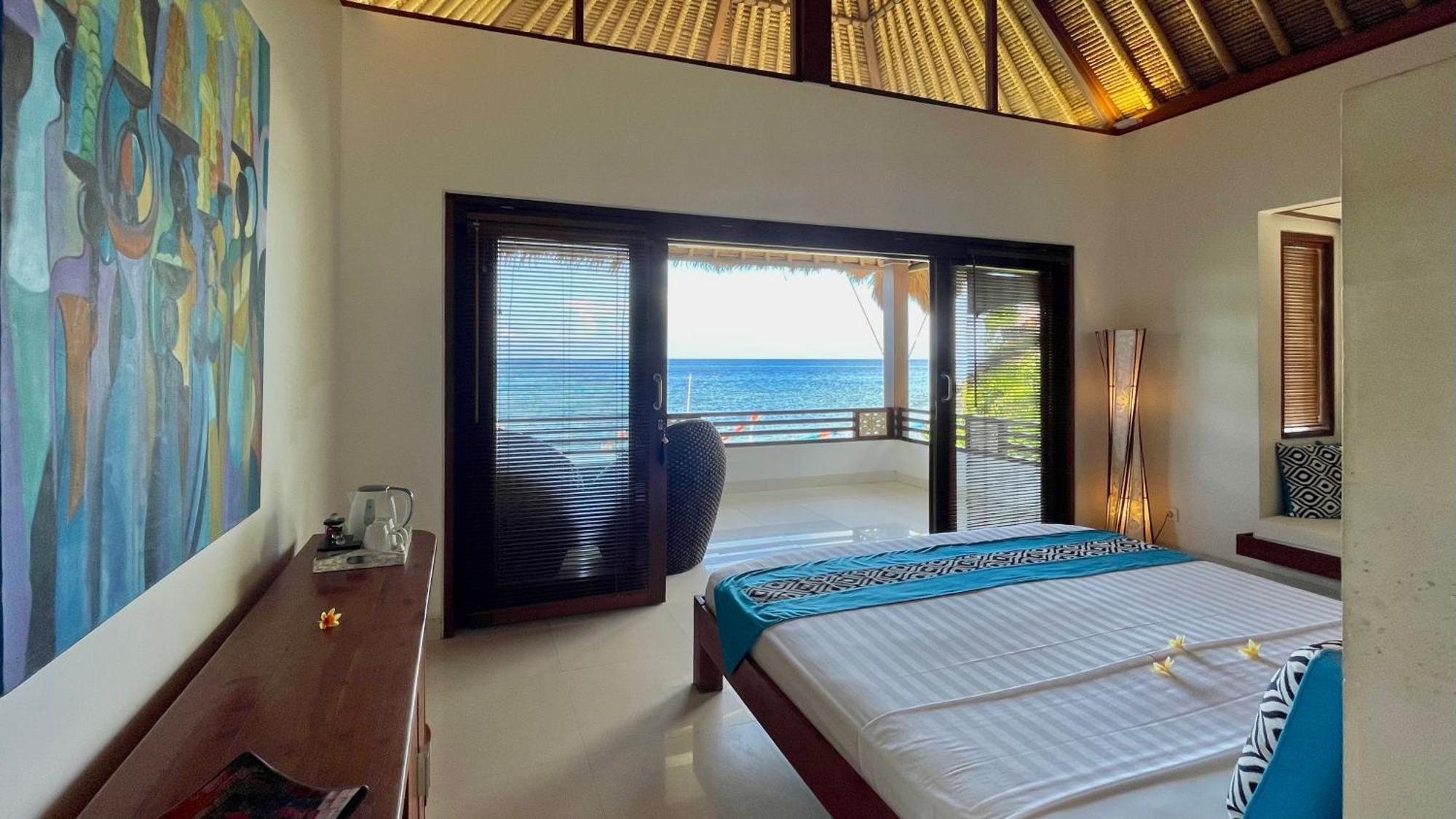 Beach view Deluxe room