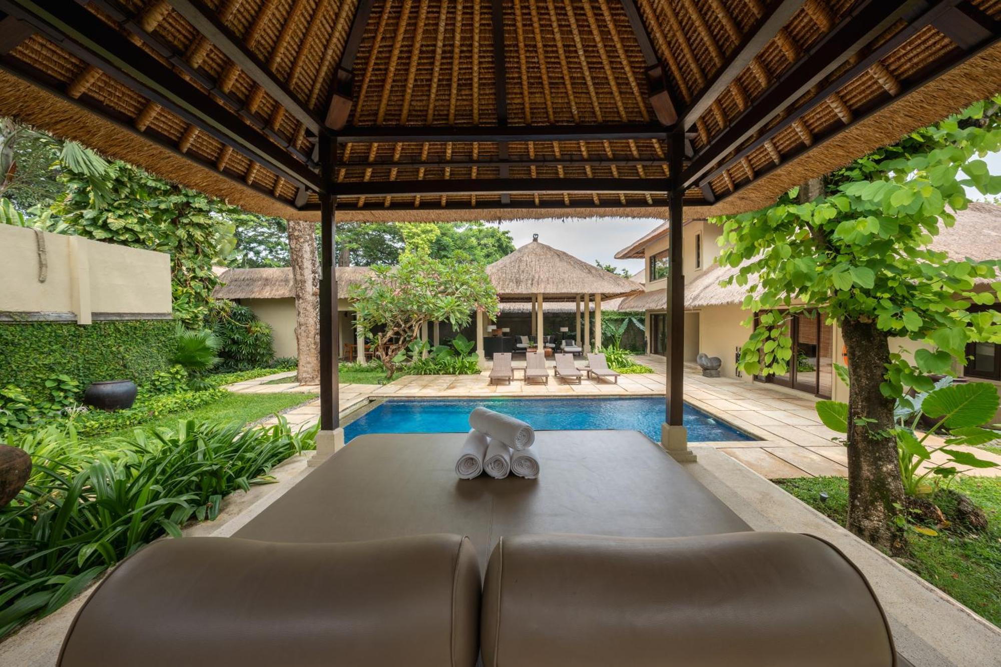 Three-Bedroom Villa Private Pool