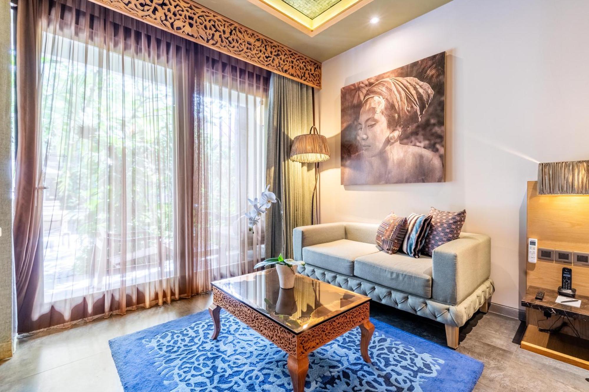 Signature Suites Adult Only