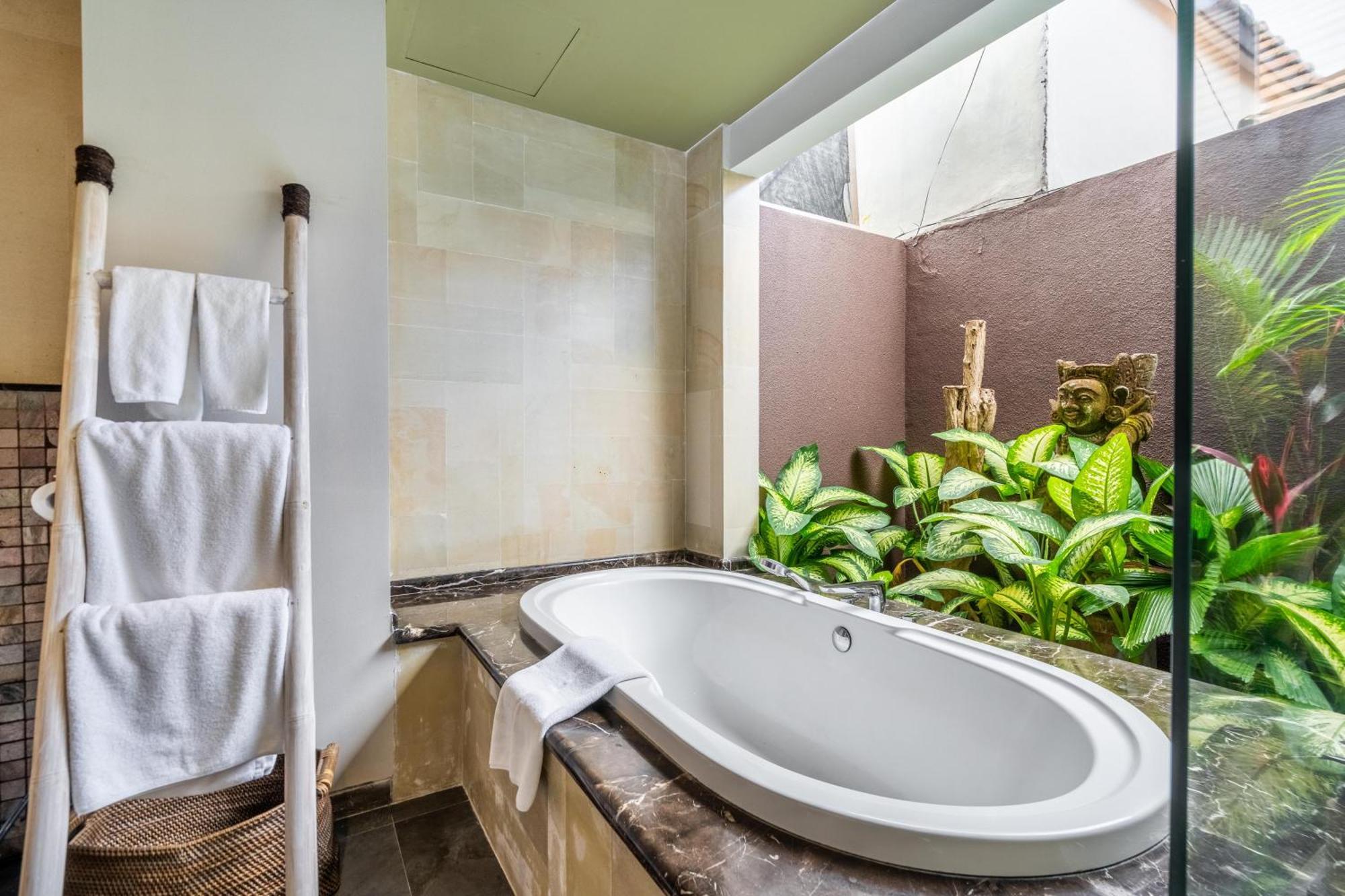 Signature Suites Adult Only
