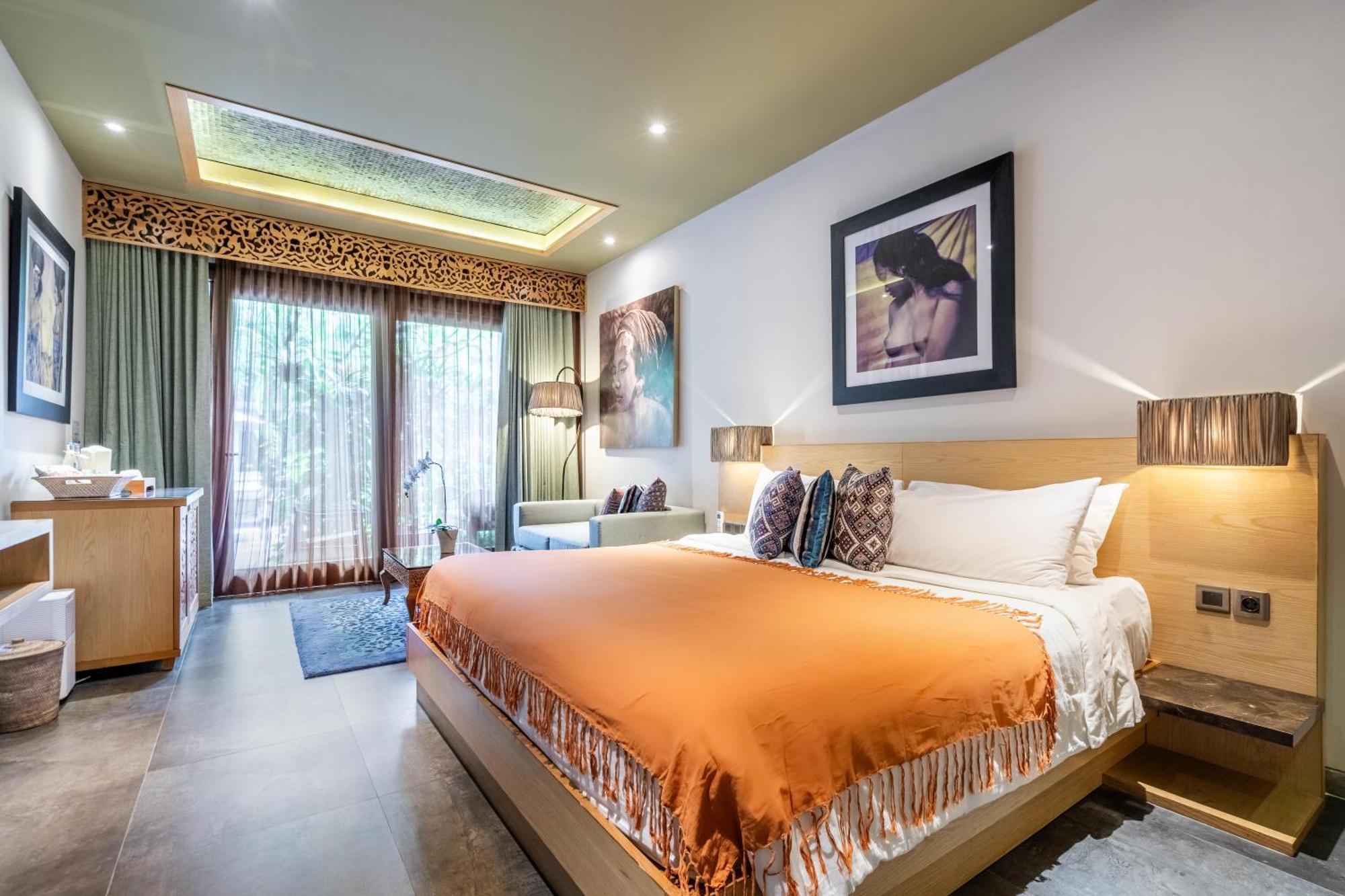 Signature Suites Adult Only