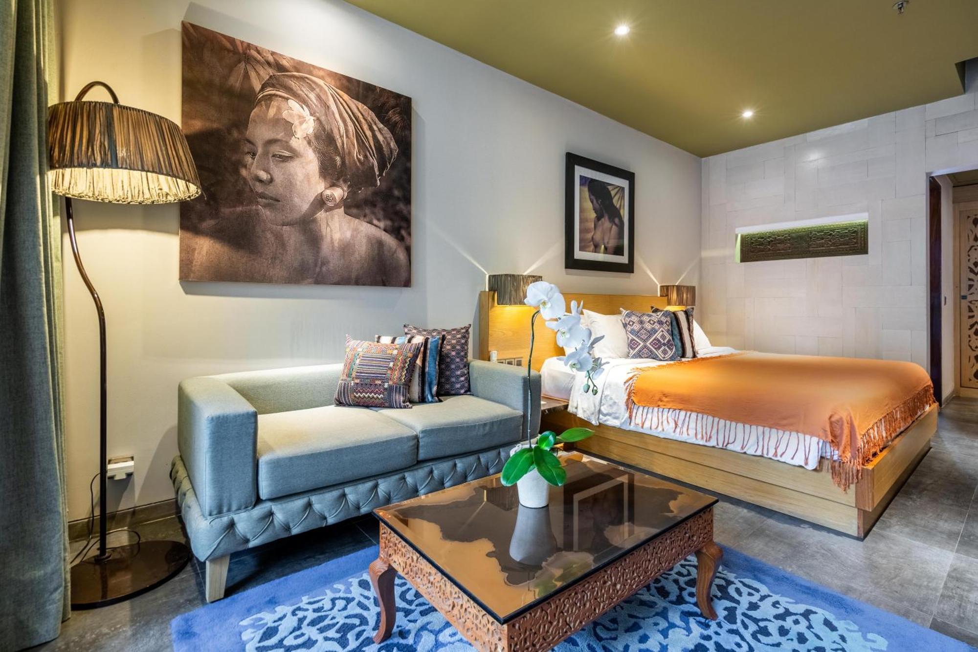 Signature Suites Adult Only