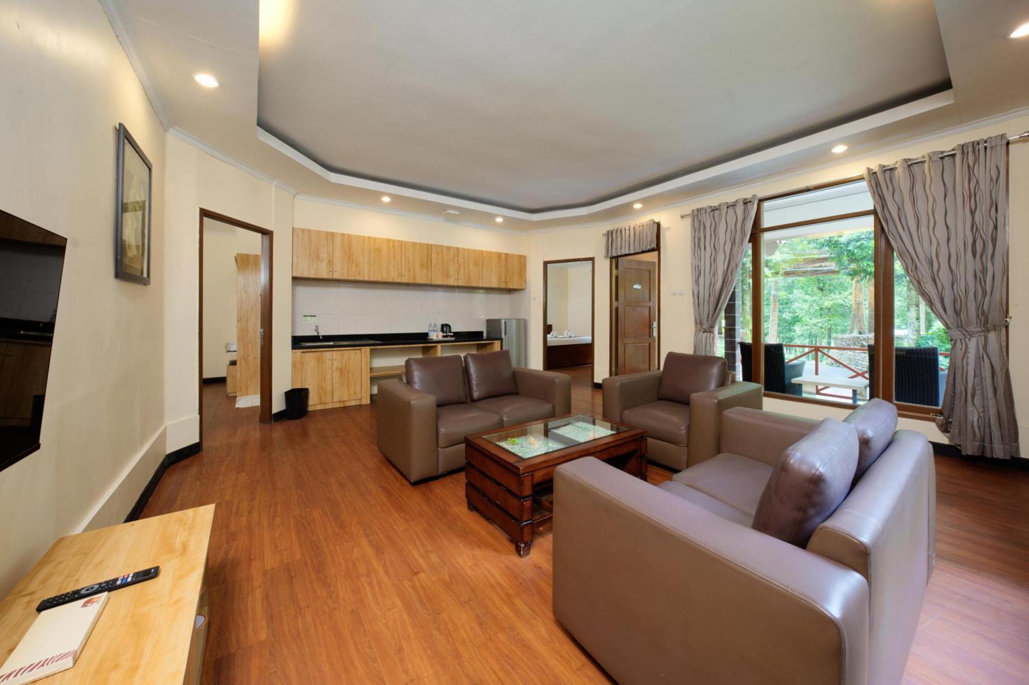 Grand Zebra Two-Bedroom Bungalow