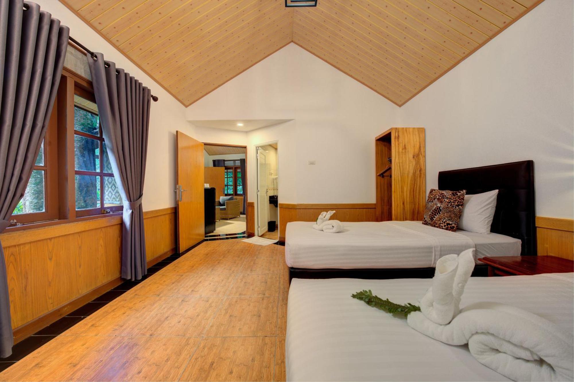 Grand Zebra Two-Bedroom Bungalow