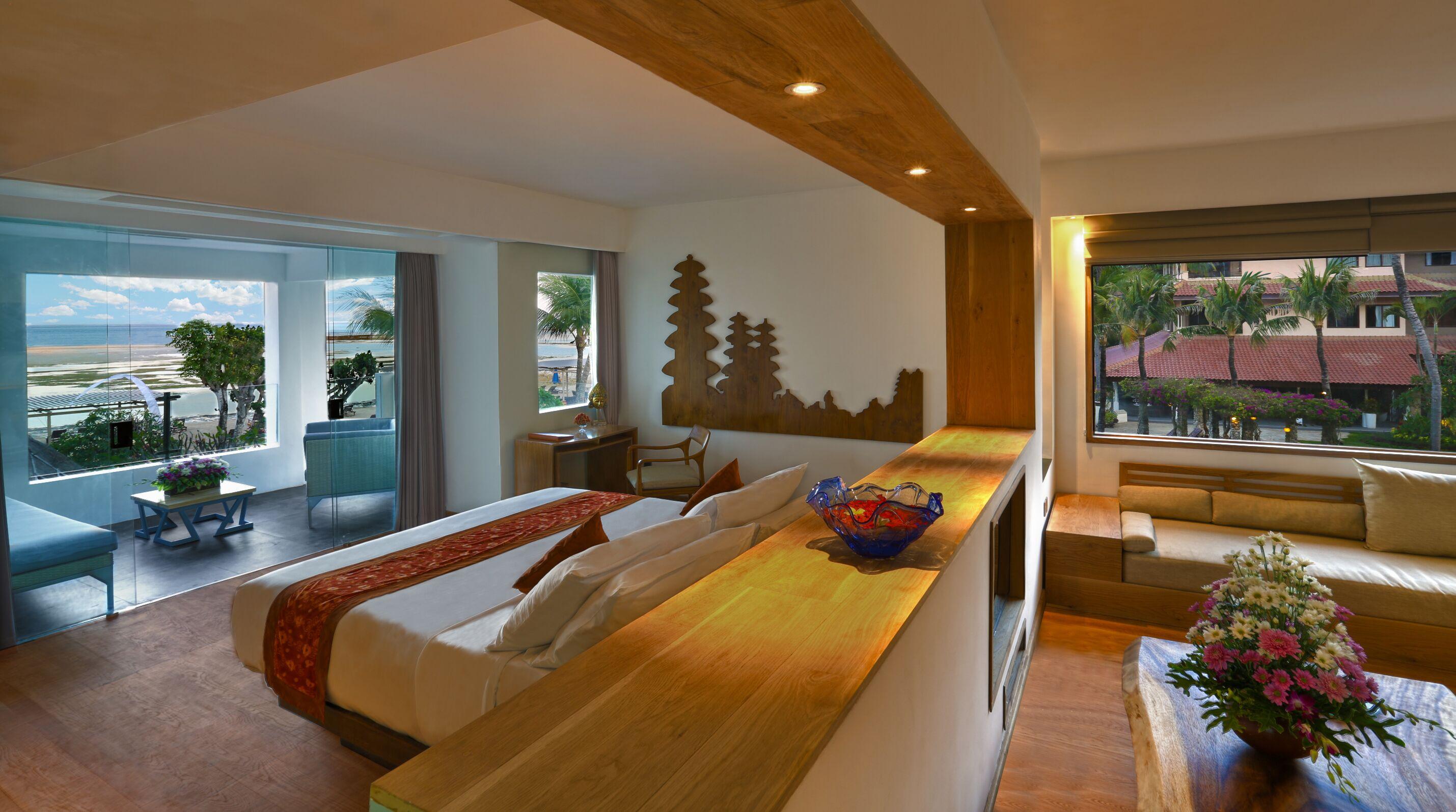Oceanfront Suite