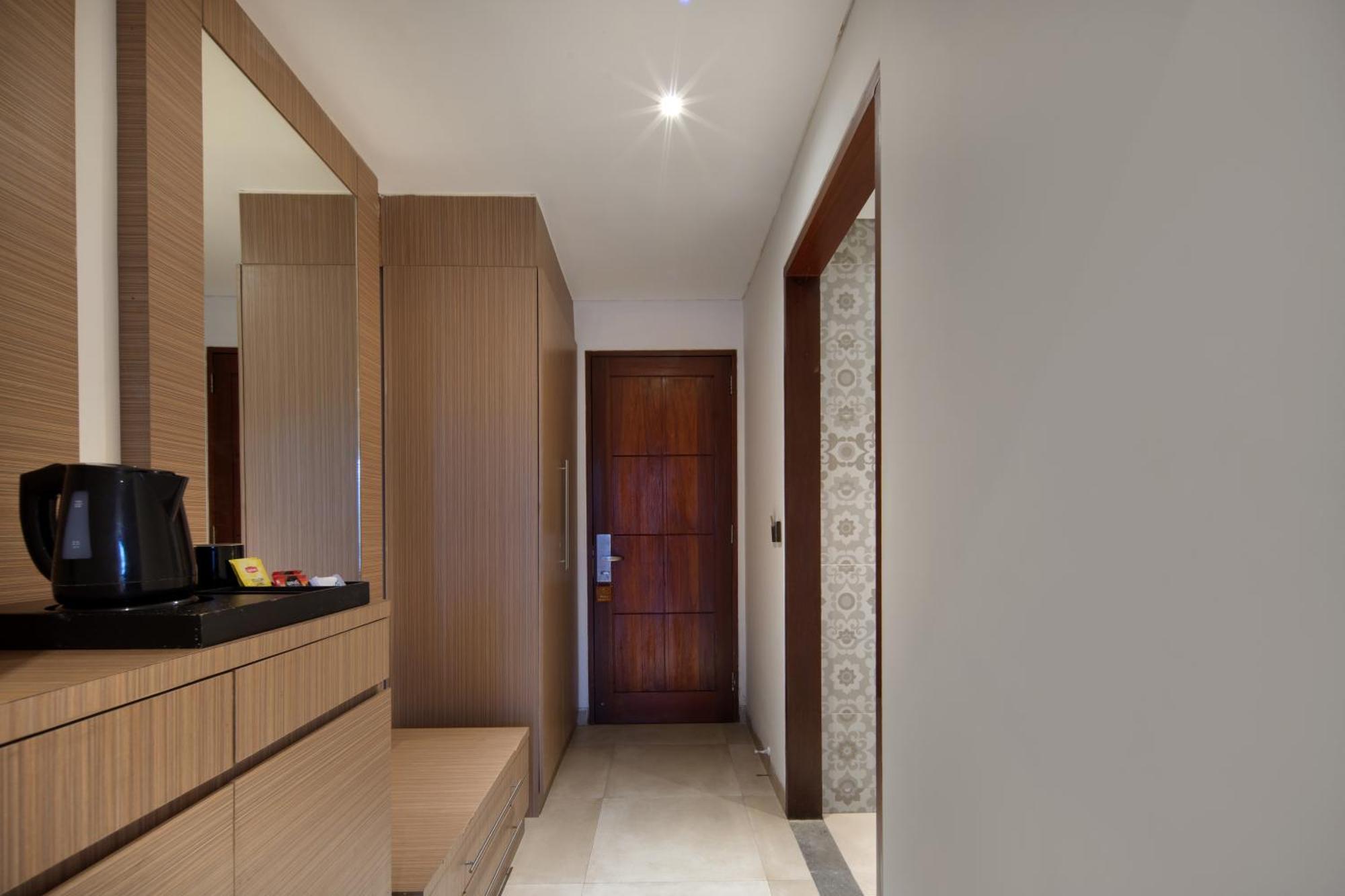 Grand Deluxe Living Room Return Boat Tranfer Shuttle Denpasar Sanur Denpasar