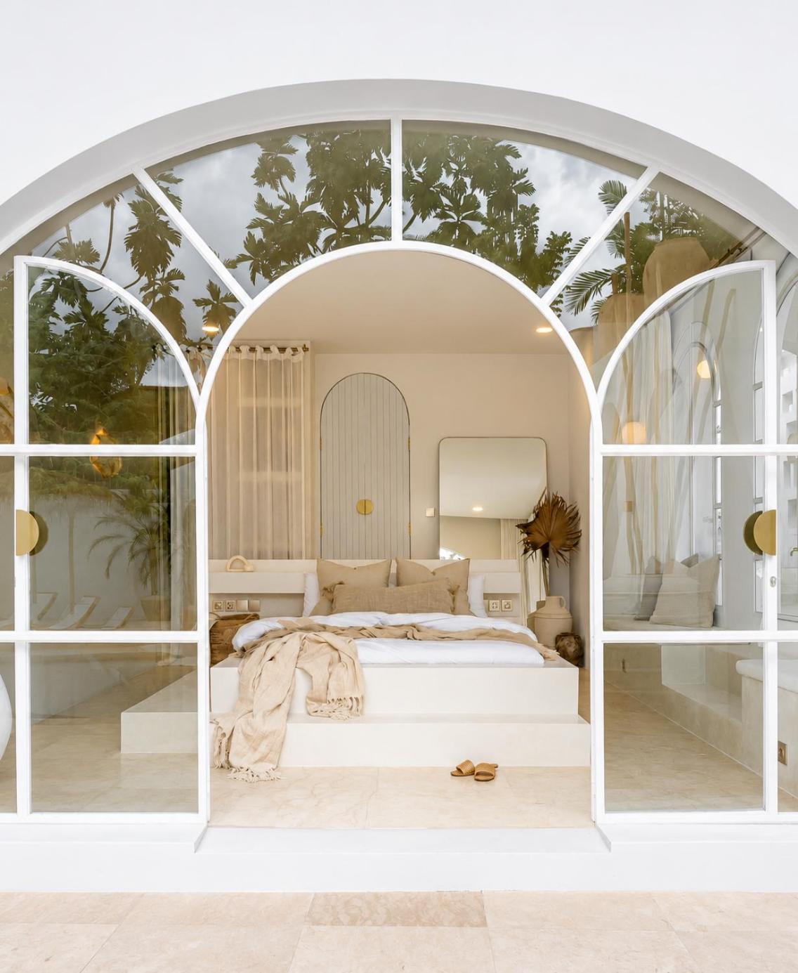 Poolside Suite Room 2