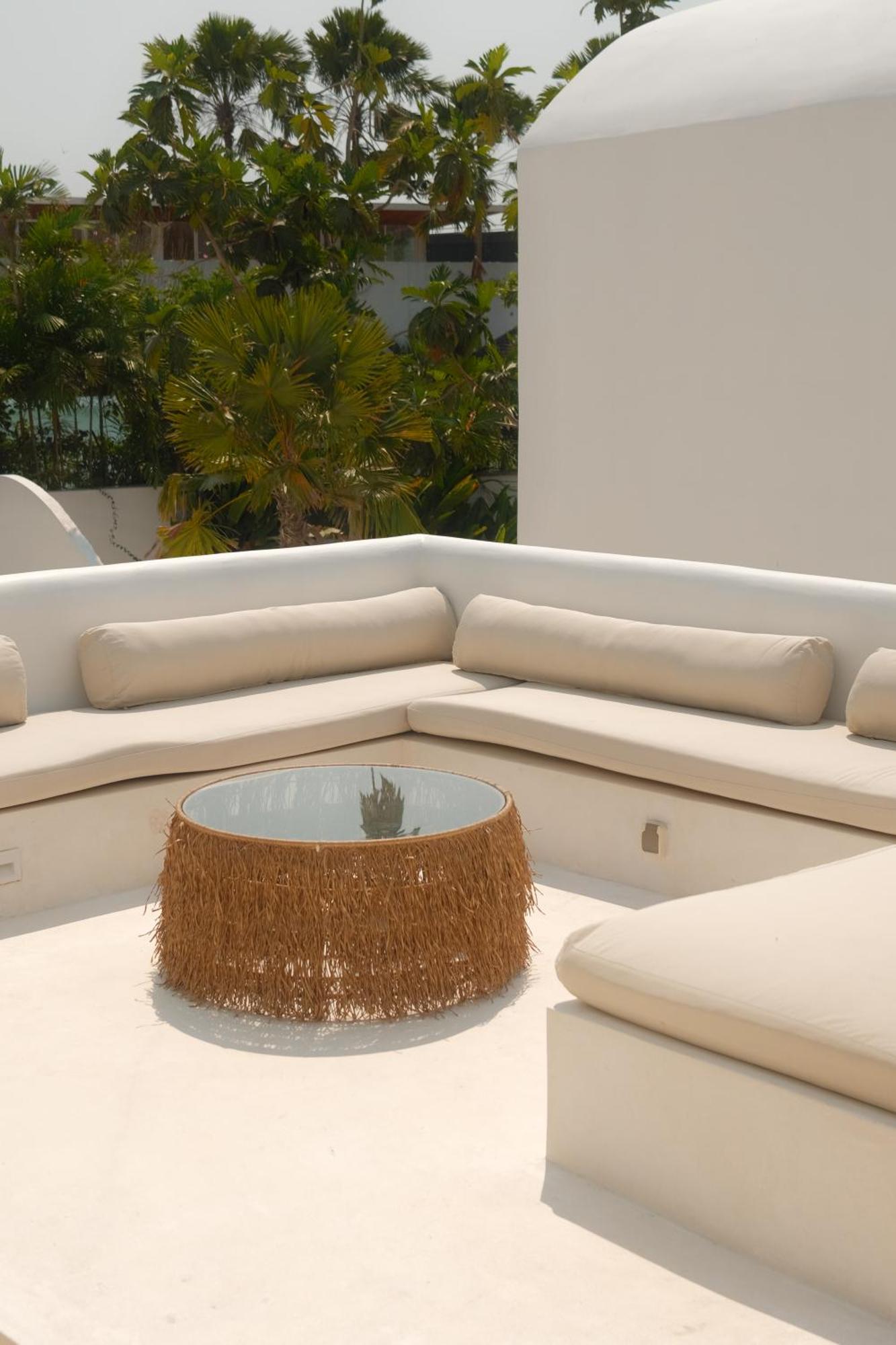 Palmview Suite Room