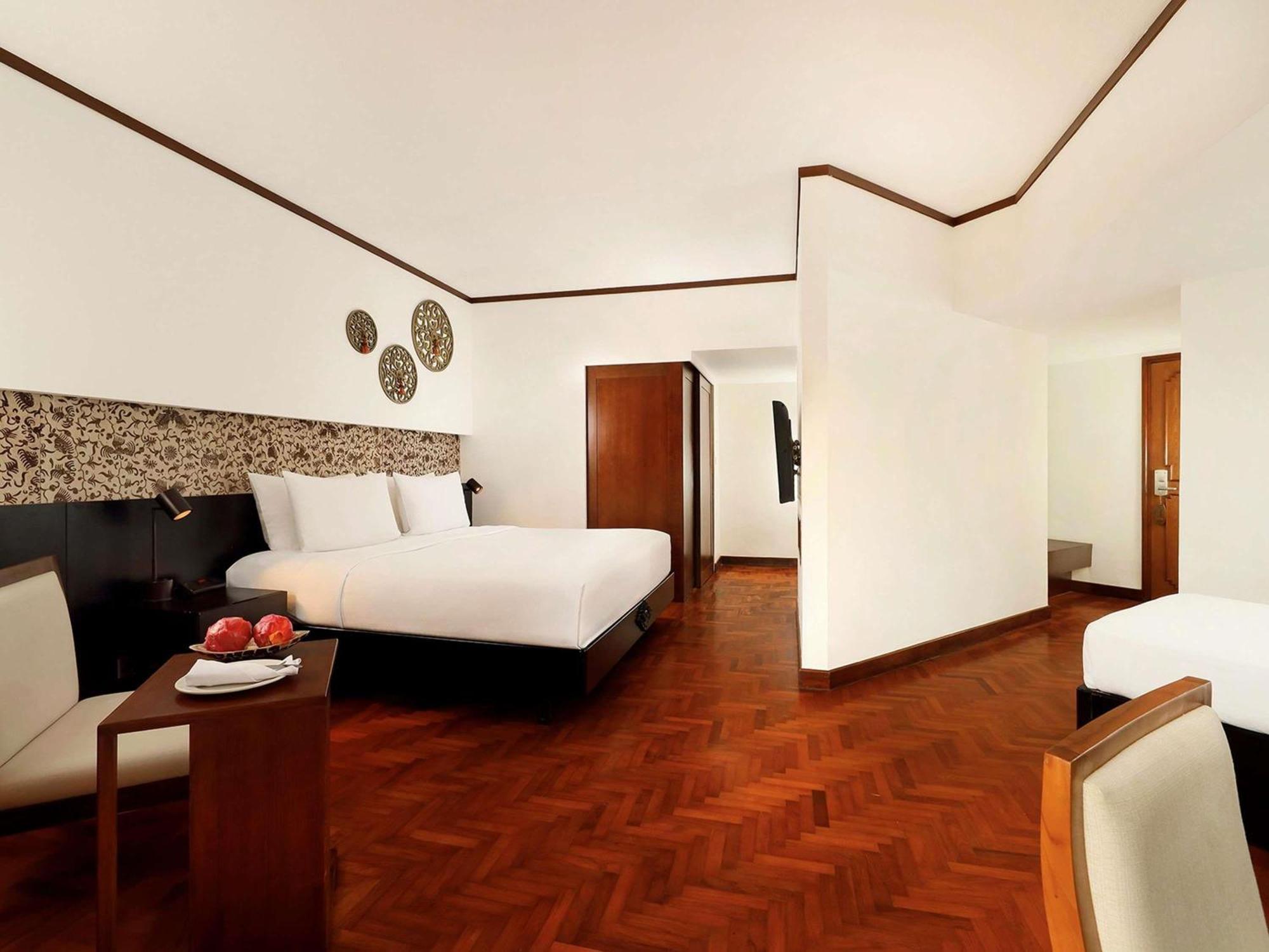 Family King Room Single Beds