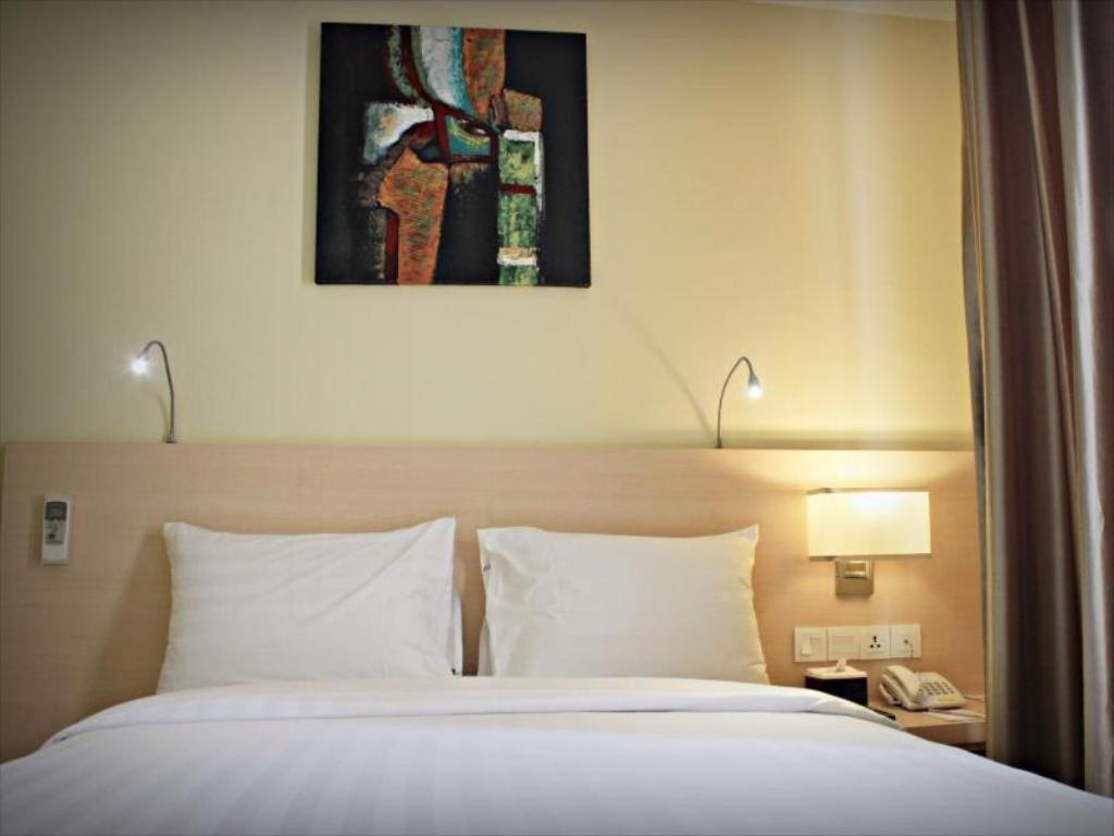 Kamar Moderate