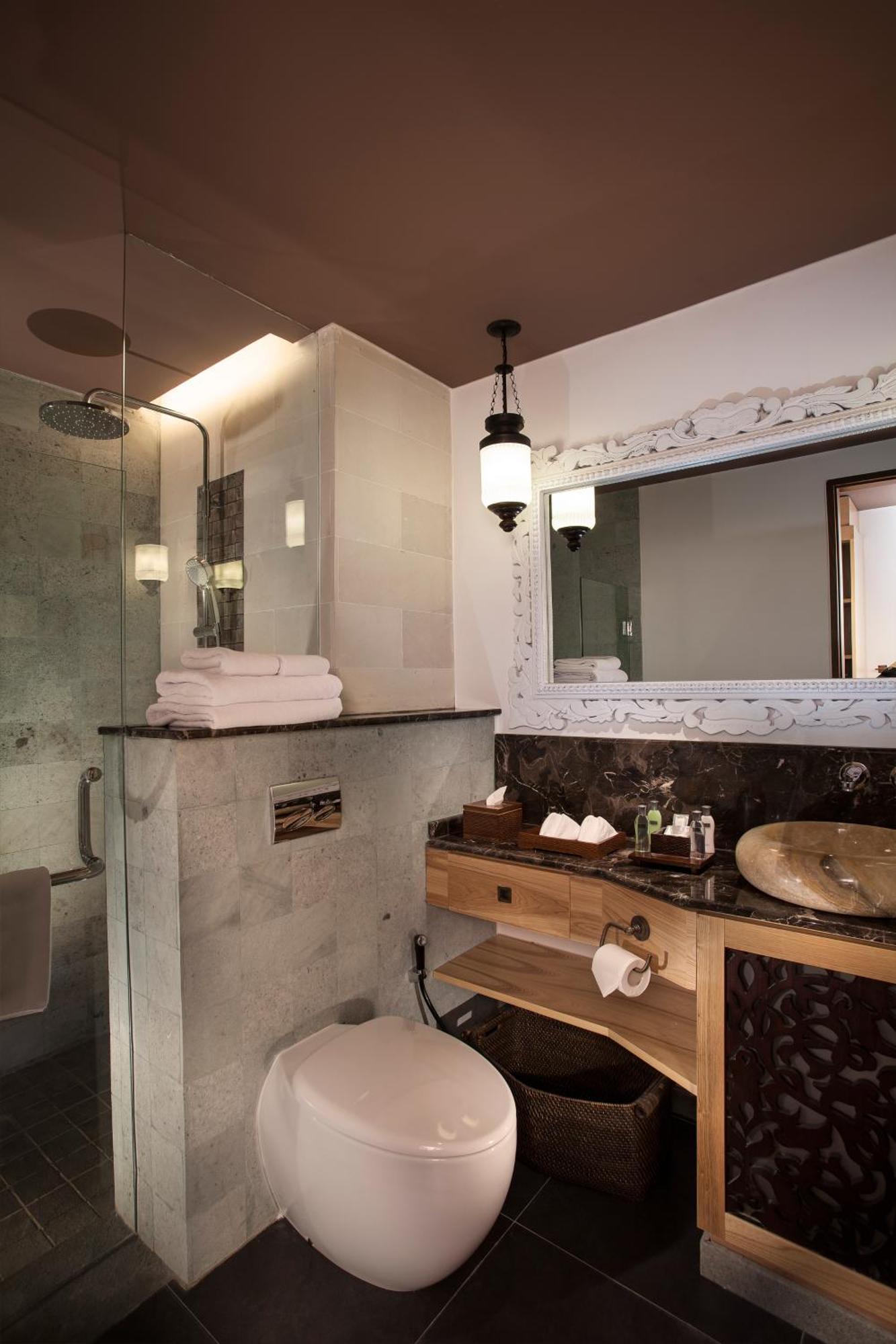 Deluxe Double or Twin Adult Only