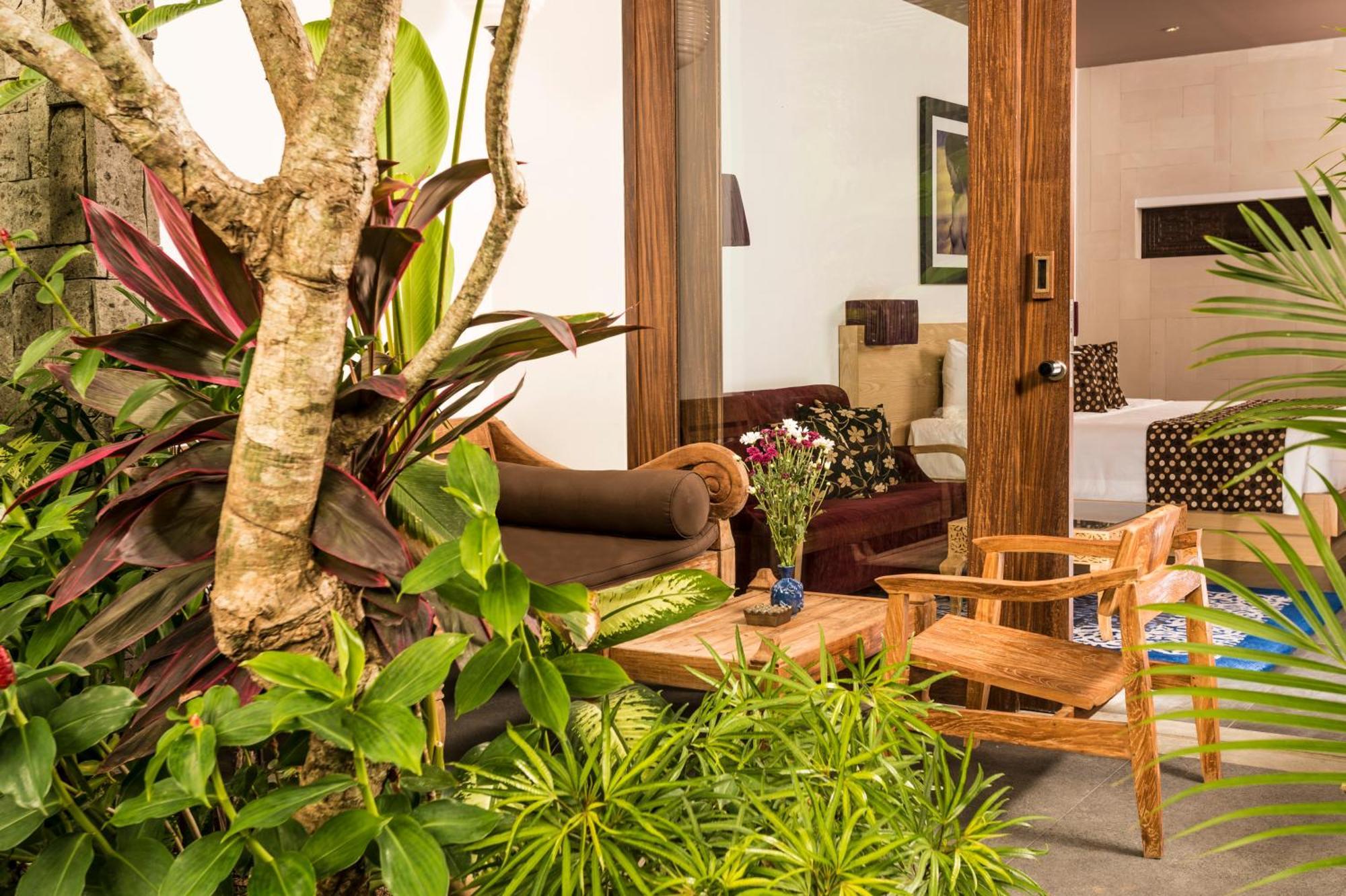 Premier Suites Adult Only