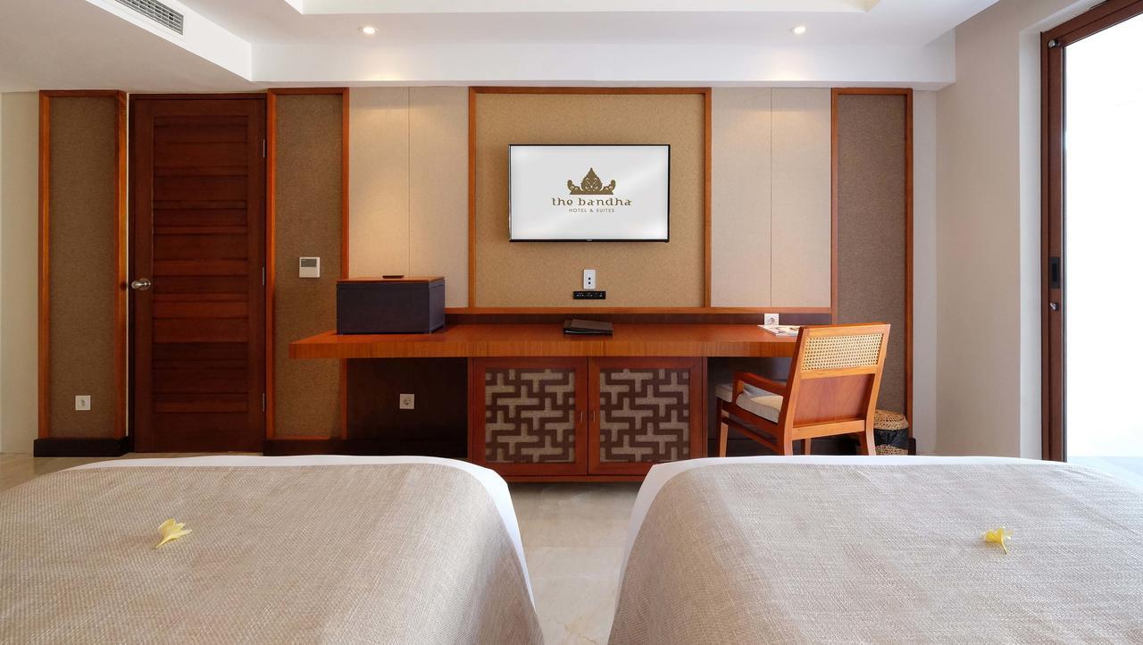 Kamar Deluxe dengan Tempat Tidur Twin dan 1 Kali Minibar