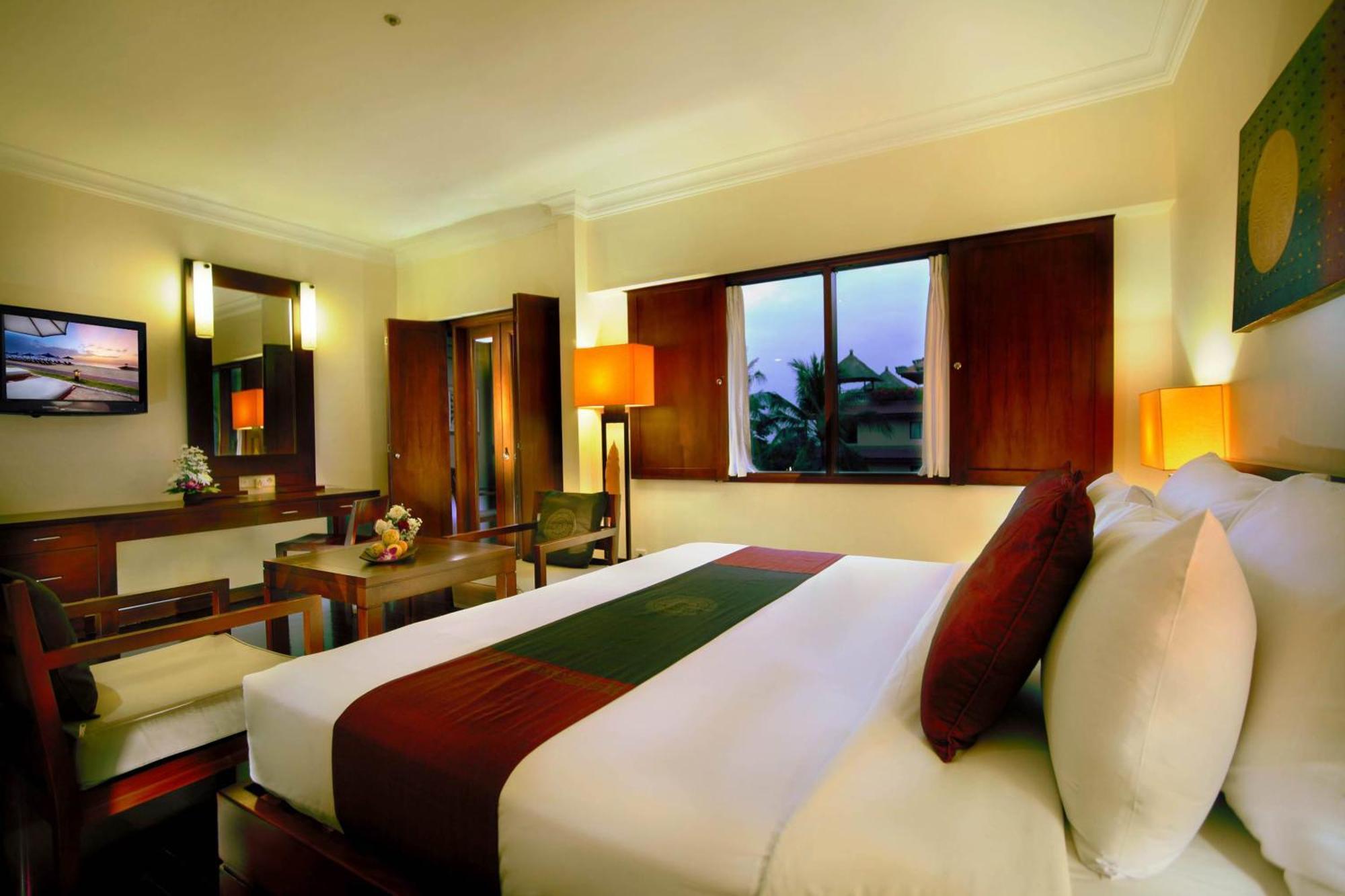 Deluxe Ocean Room