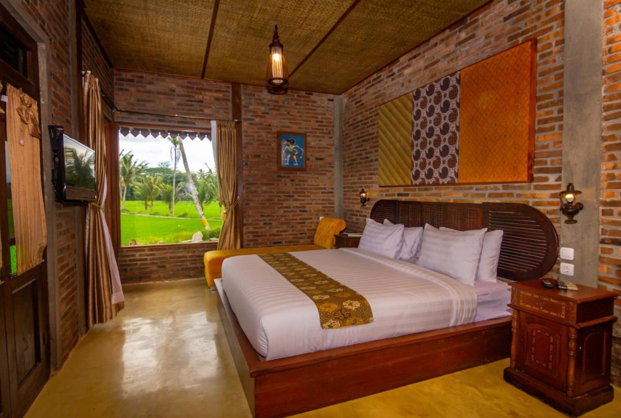 Deluxe Double dengan Mountain View