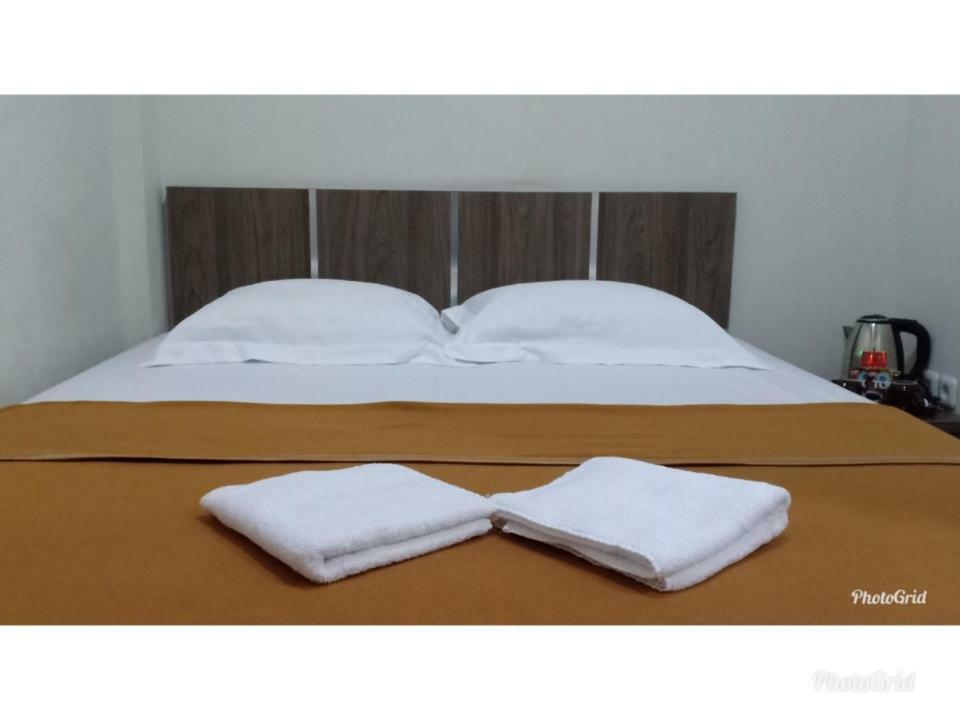 Queen Room,1521445762:JPEG