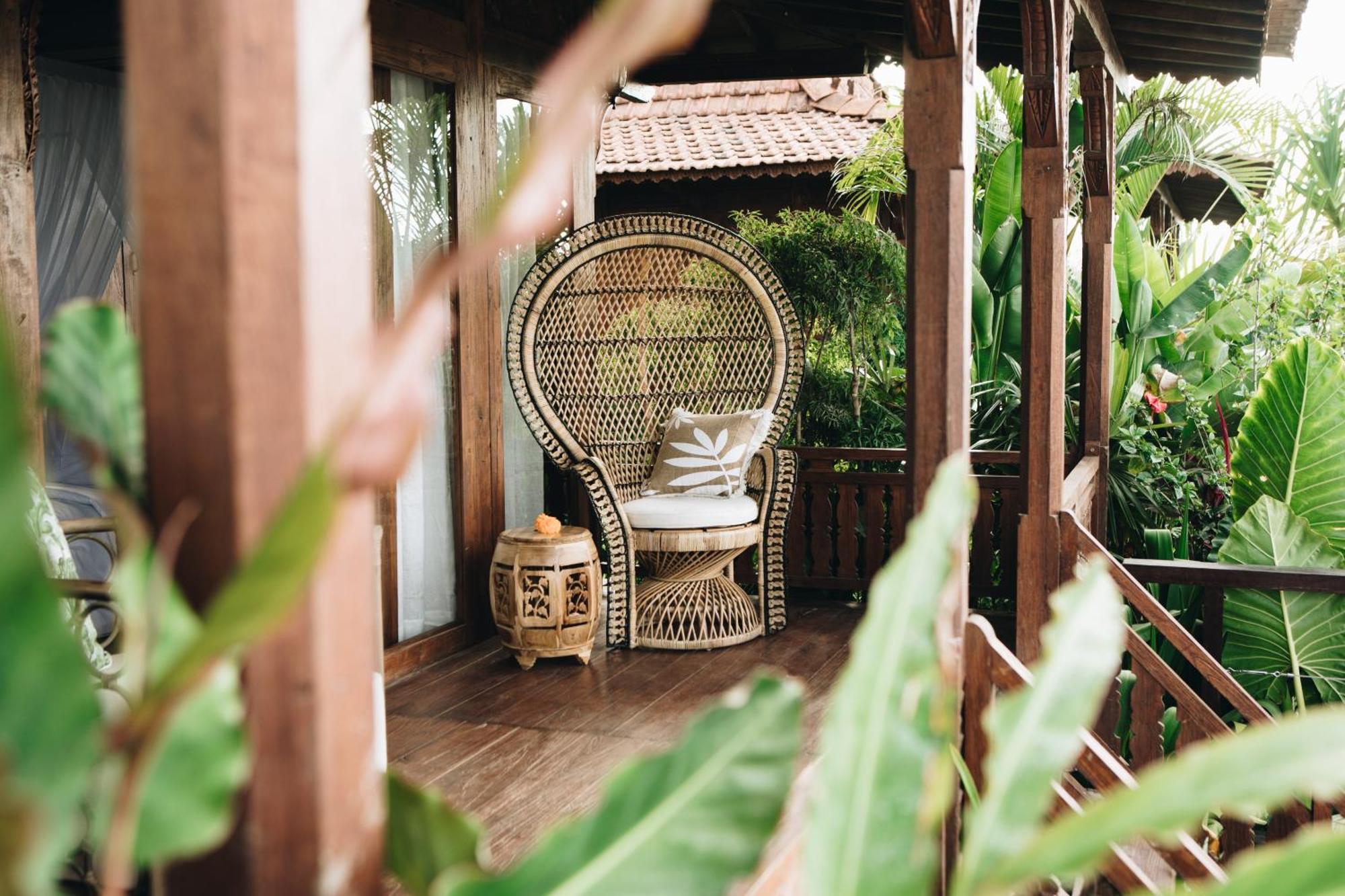 Romantic House