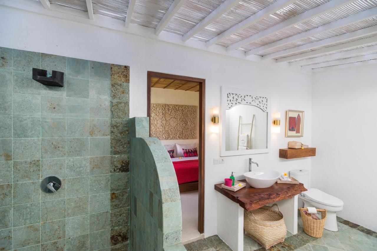 Joglo, 2 Bedrooms Villa - for Cool Adults Only