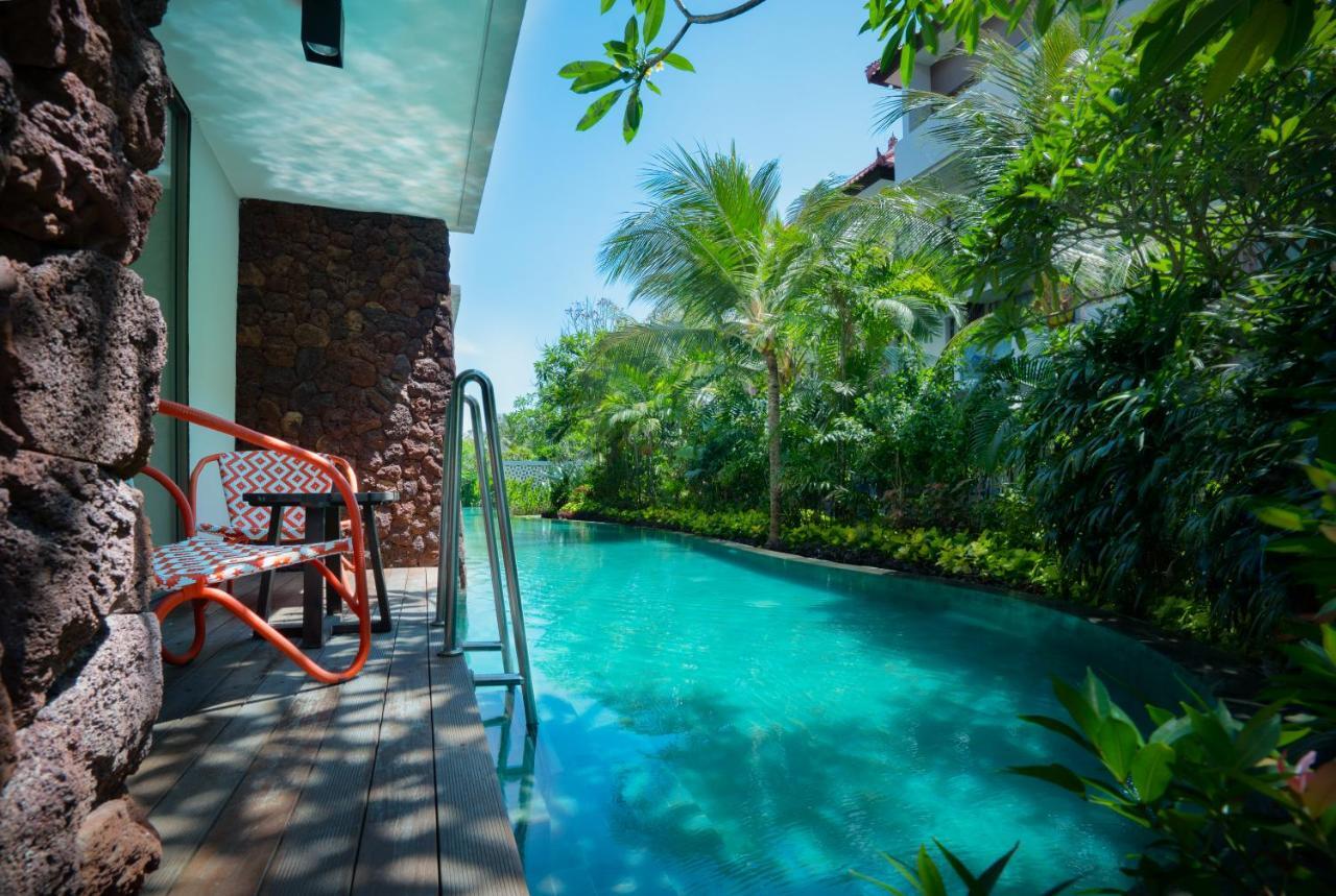 Deluxe Double or Twin Room Pool Access