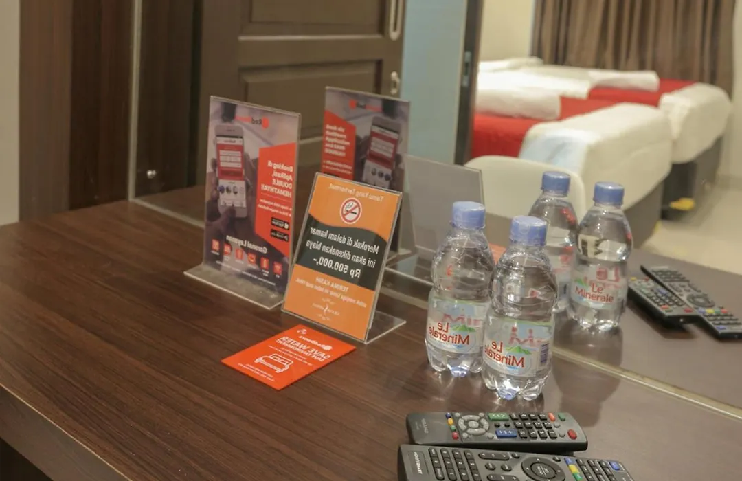 Reddoorz Plus Near Solo Paragon Mall-1