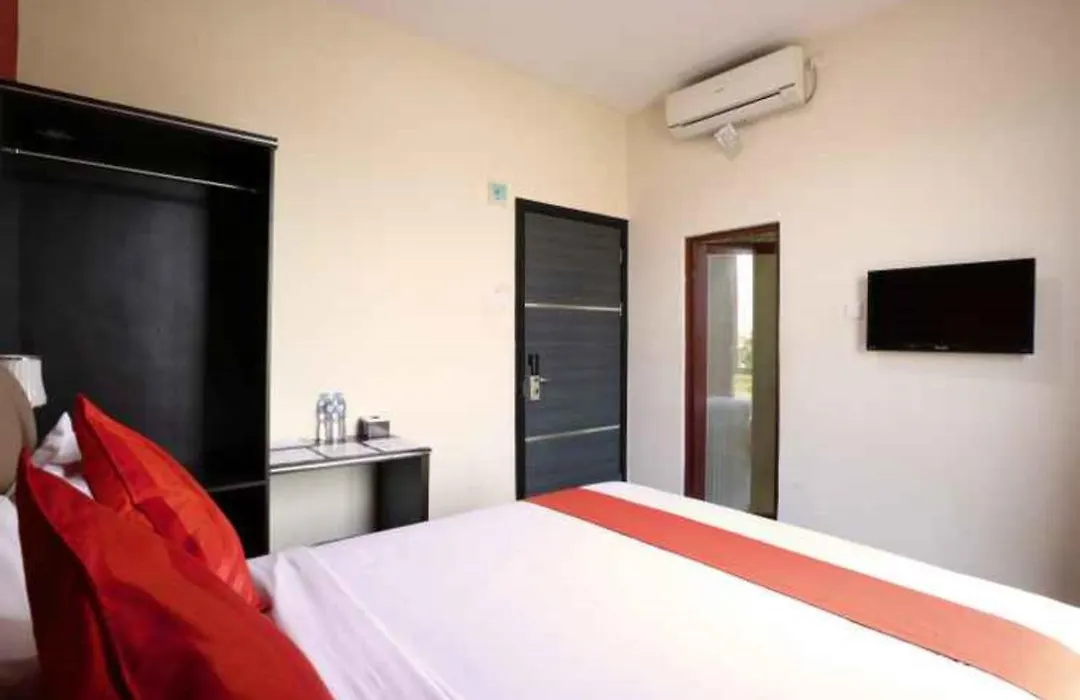 Blitz Hotel Batam Tanjung Uncang-1