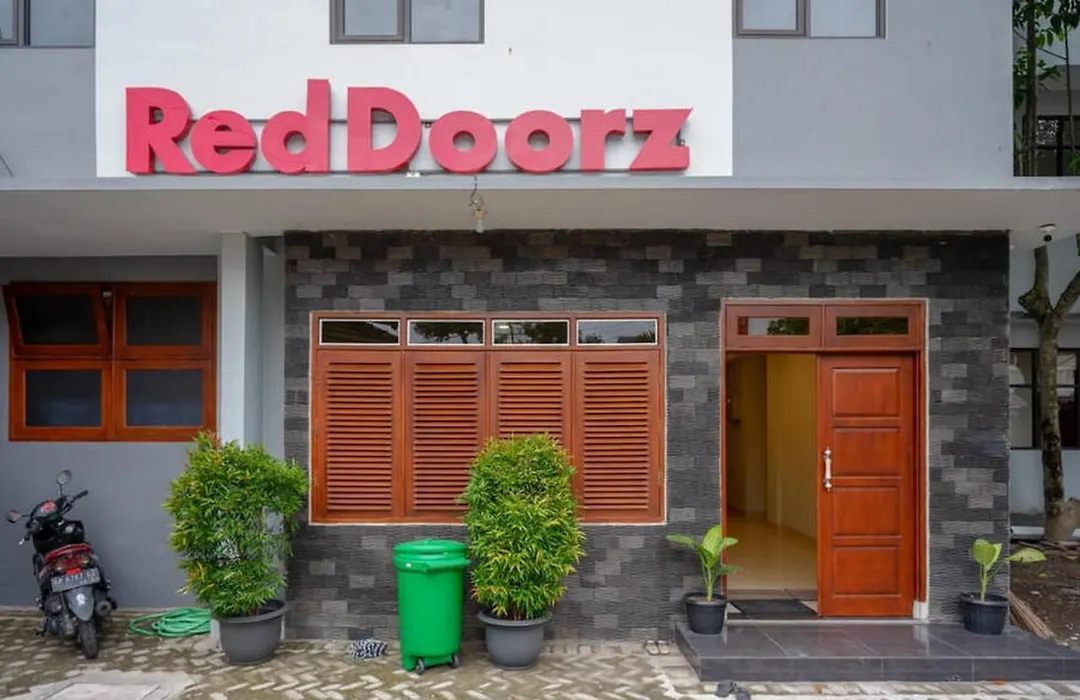 Reddoorz Plus Near Jogja City Mall 5-1