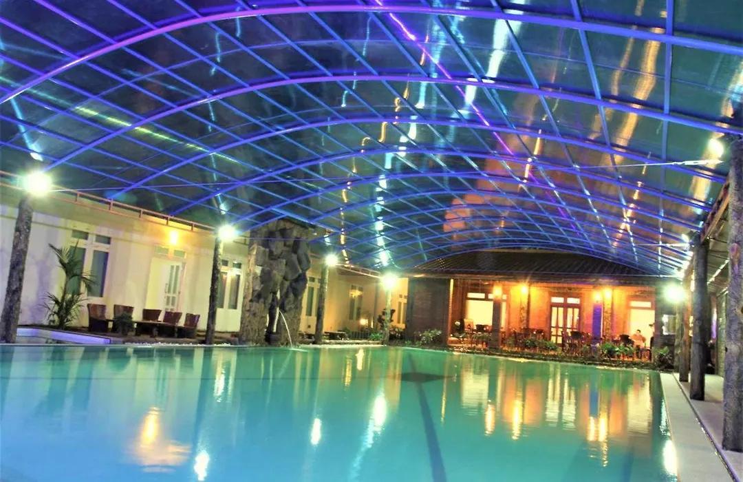 Hotel Savitri Country-1