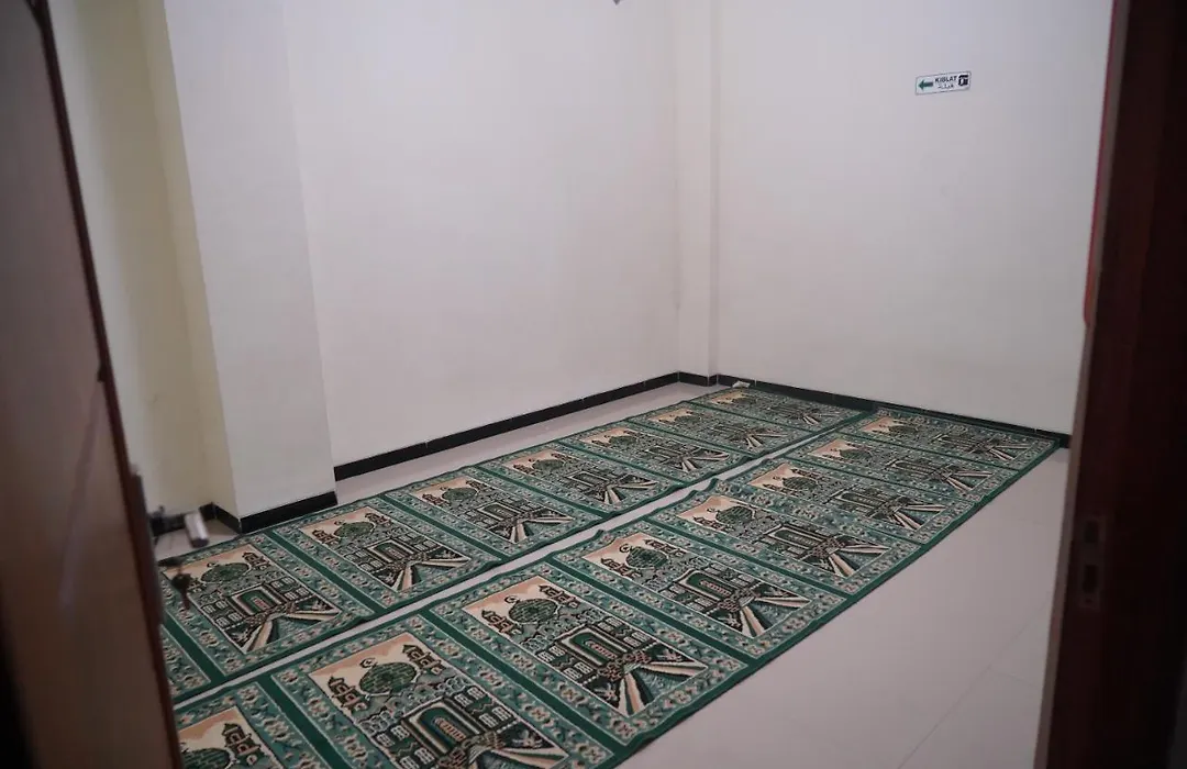 Homestay Kampung Inggris SYARIAH-1