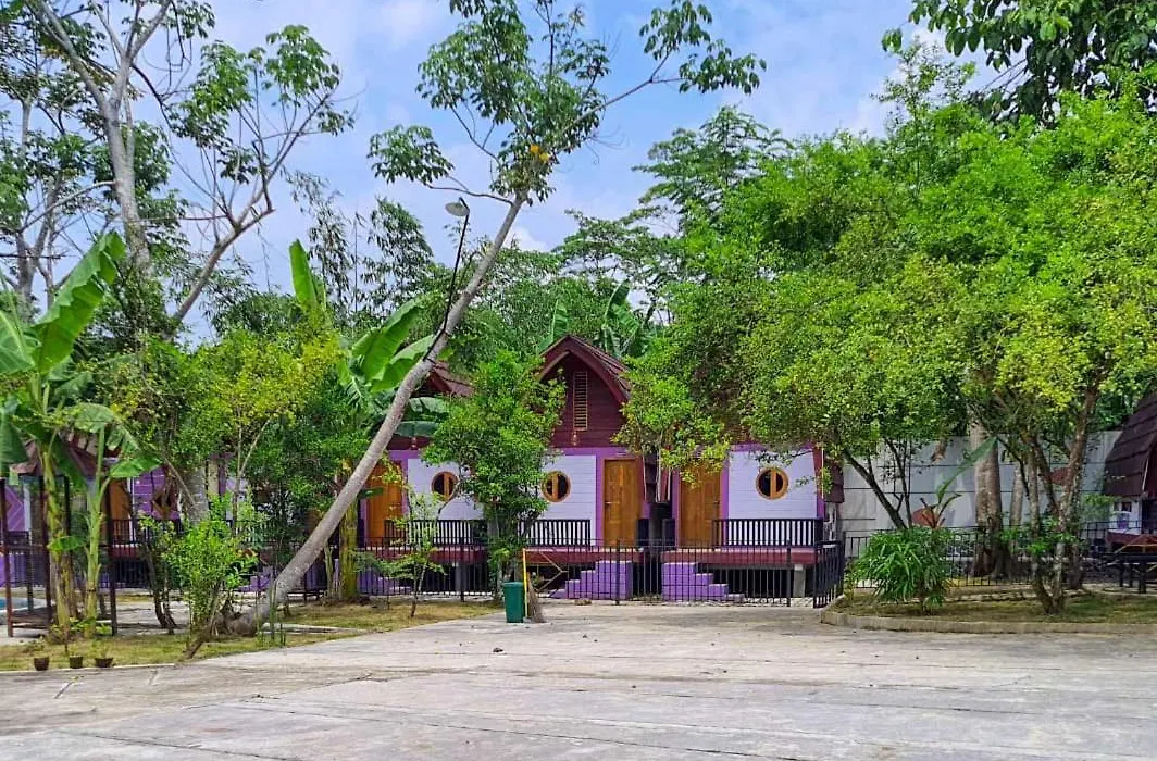 Bungalow Ungu Kebumen Redpartner-1