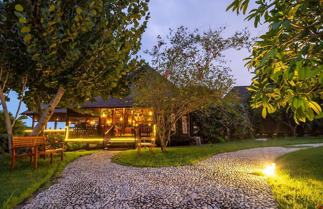 Samawa Seaside Cottage-1