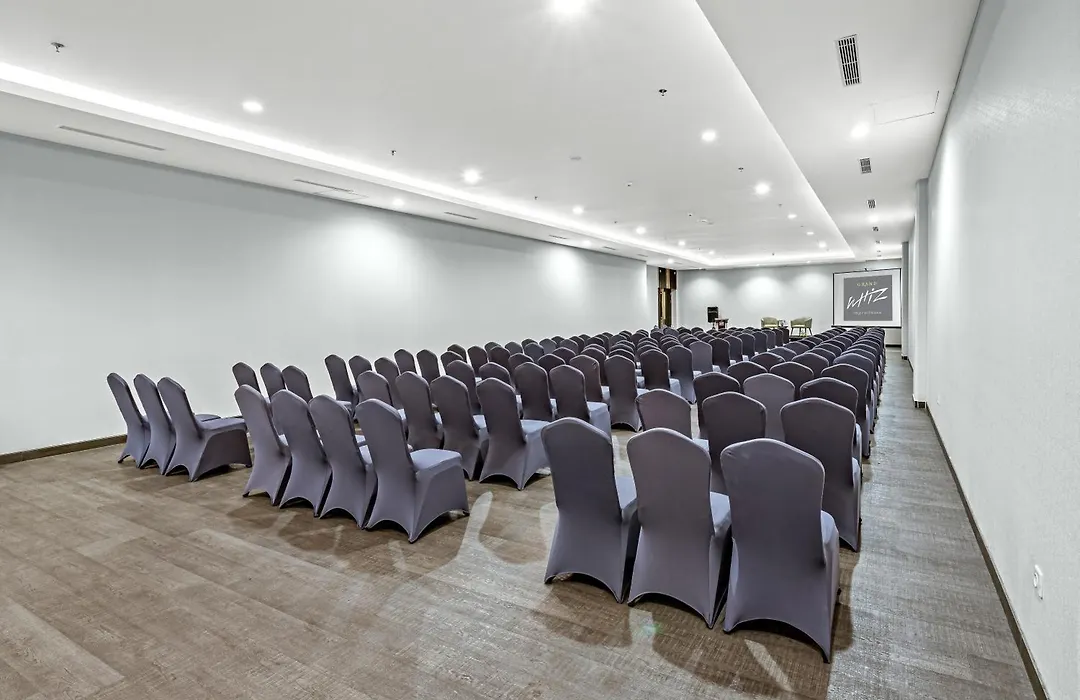 Grand Whiz Megamas Manado-1