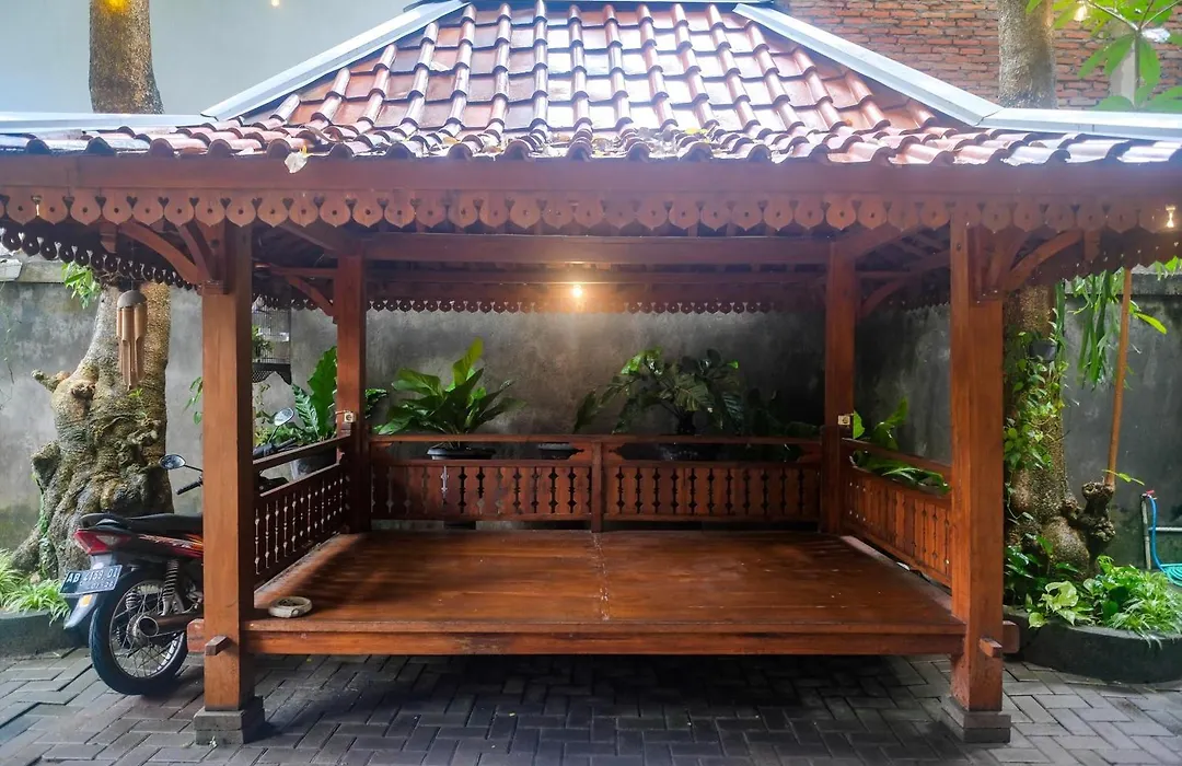 OYO 594 Joglo Manggisan Syariah-1