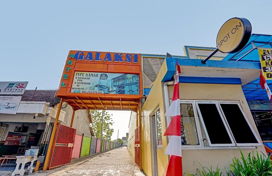 SPOT ON 90622 Hotel Galaksi-1