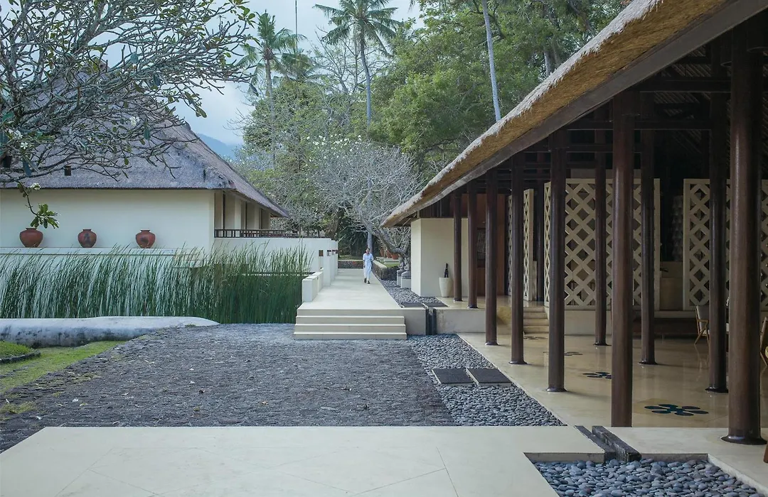 Alila Manggis-1