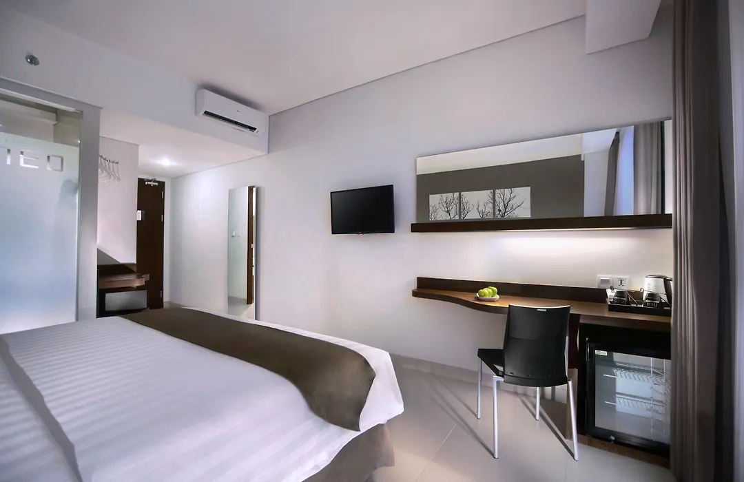 Neo Denpasar by ASTON-1