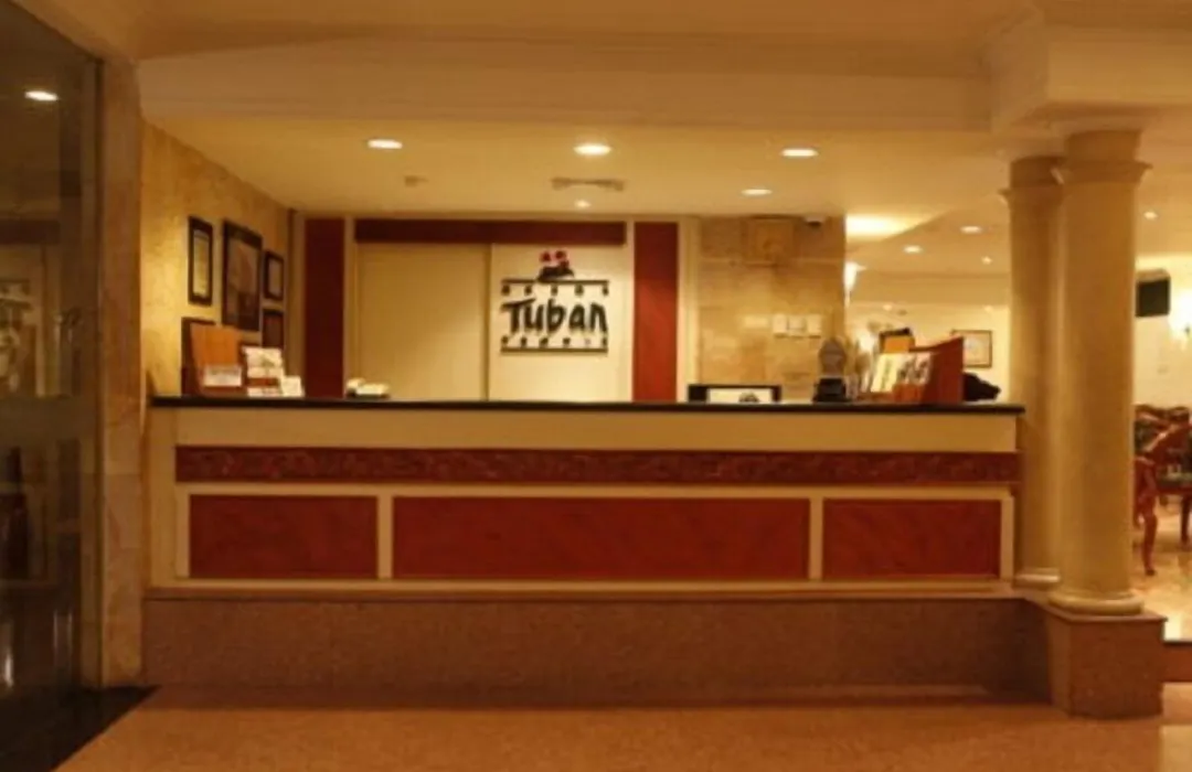 Resor Tuban Tropis-1